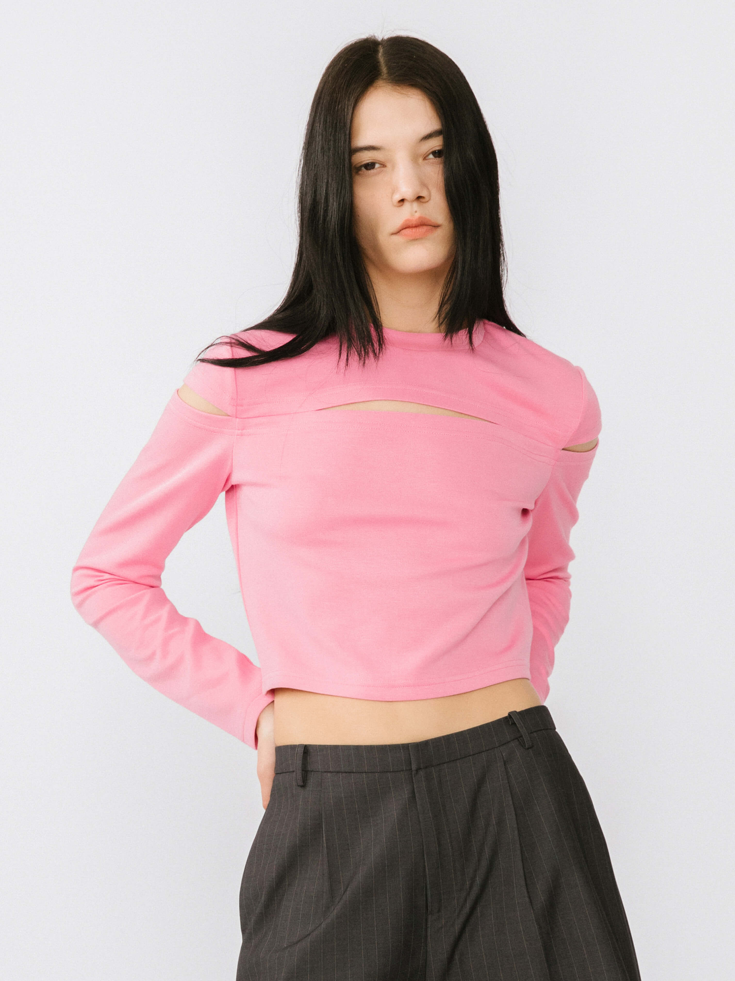 Cut Out Long Sleeve Crop Top-10