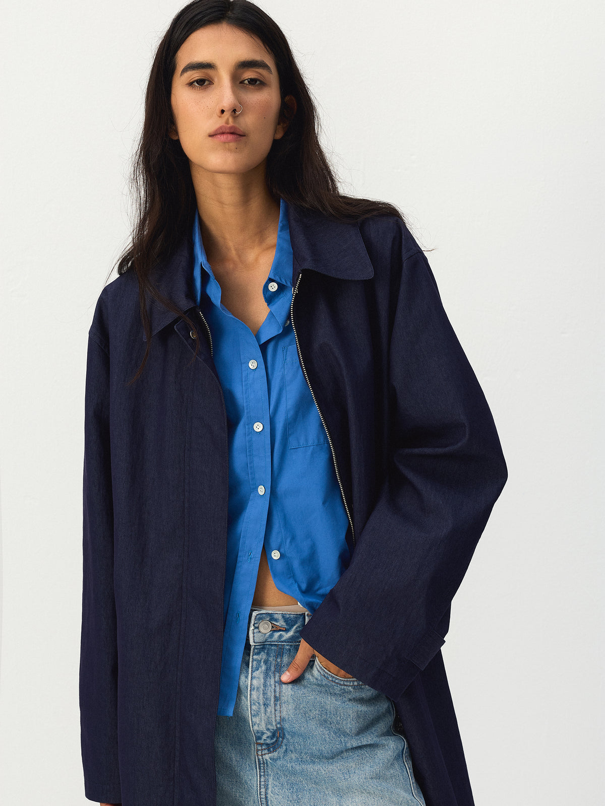 CUBIC Relaxed Point Collar Trench Coat-10