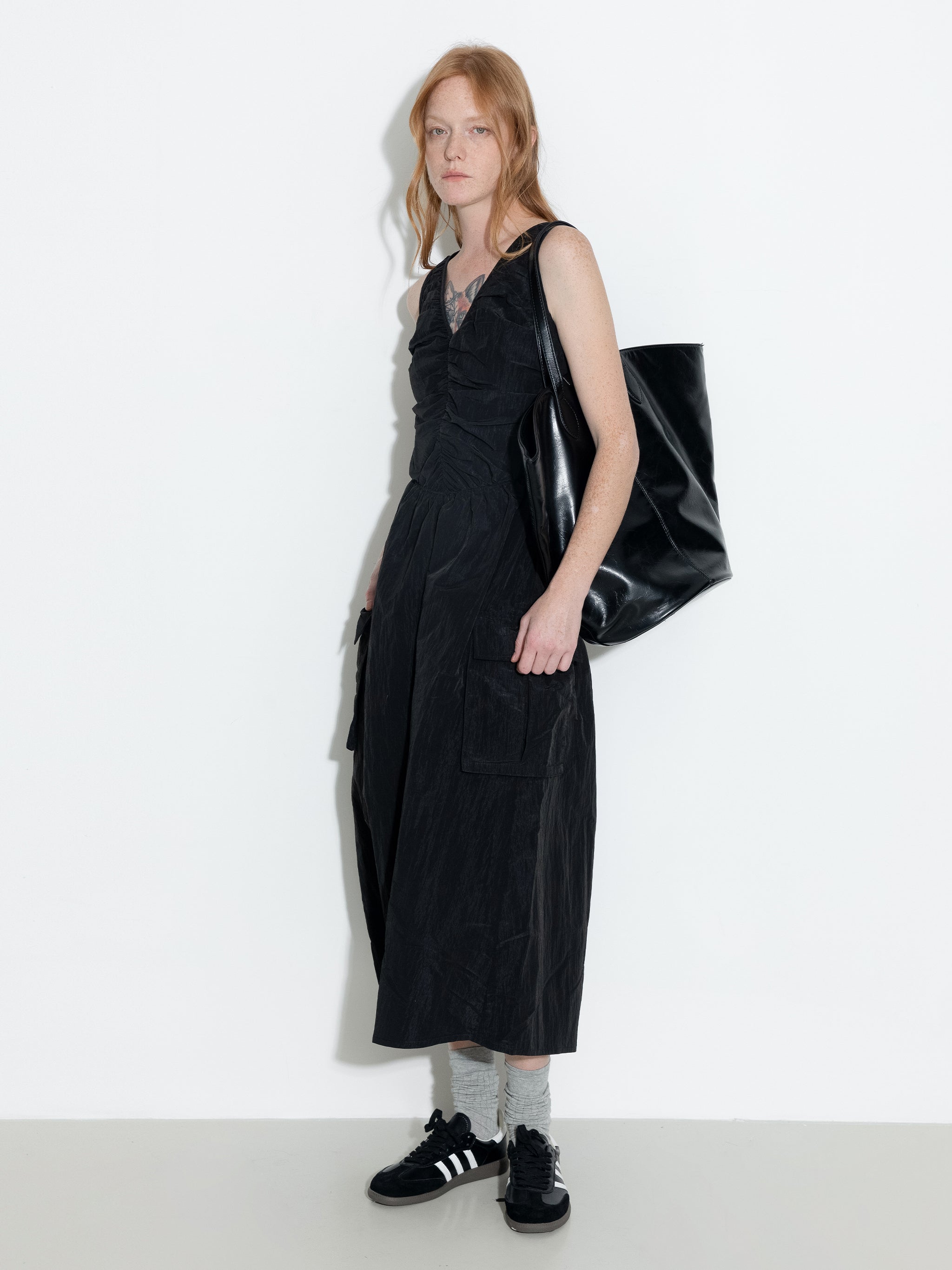 Drawstring Pleated V-Neck Sleeveless Dress-10