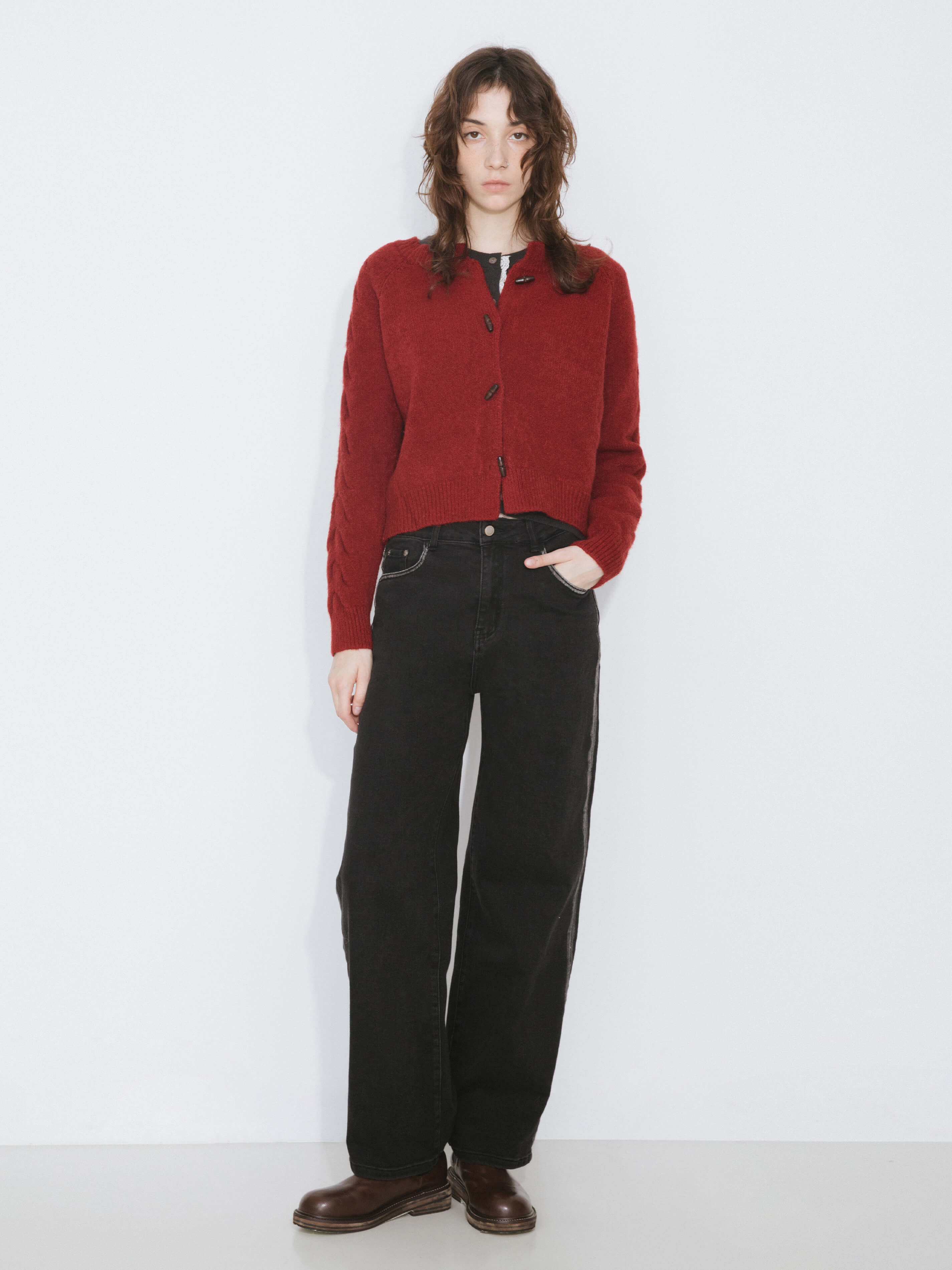 Crew Neck Short Knit Cardigan-12