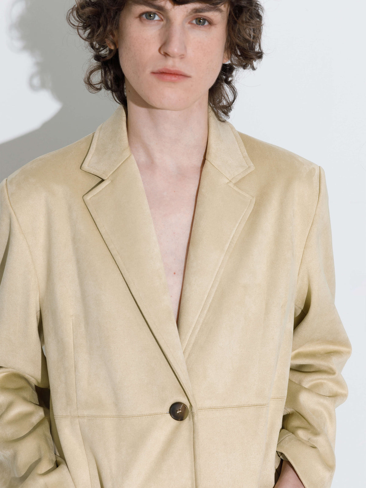 ONE BY CUBIC Silky Tailored Suede Jacket-9