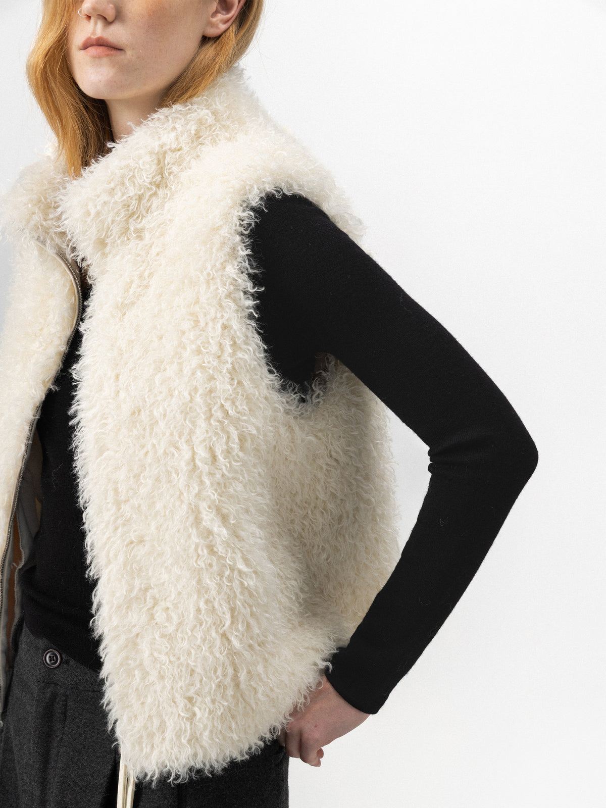 CUBIC Teddy Faux Fur Zip-Up Vest-10
