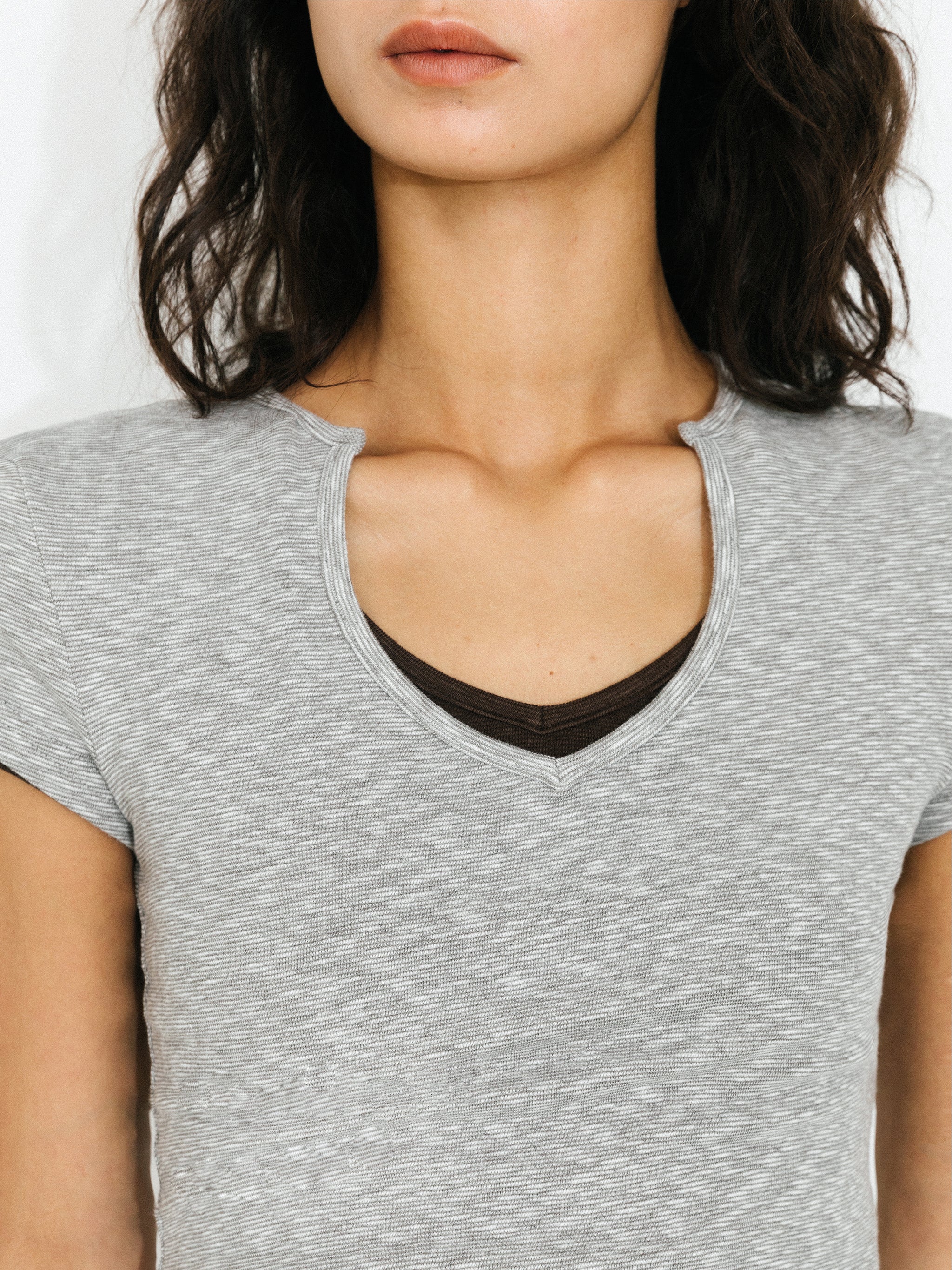 C by CUBIC Cropped Slim-Fit Sweetheart Neck T-Shirt-10