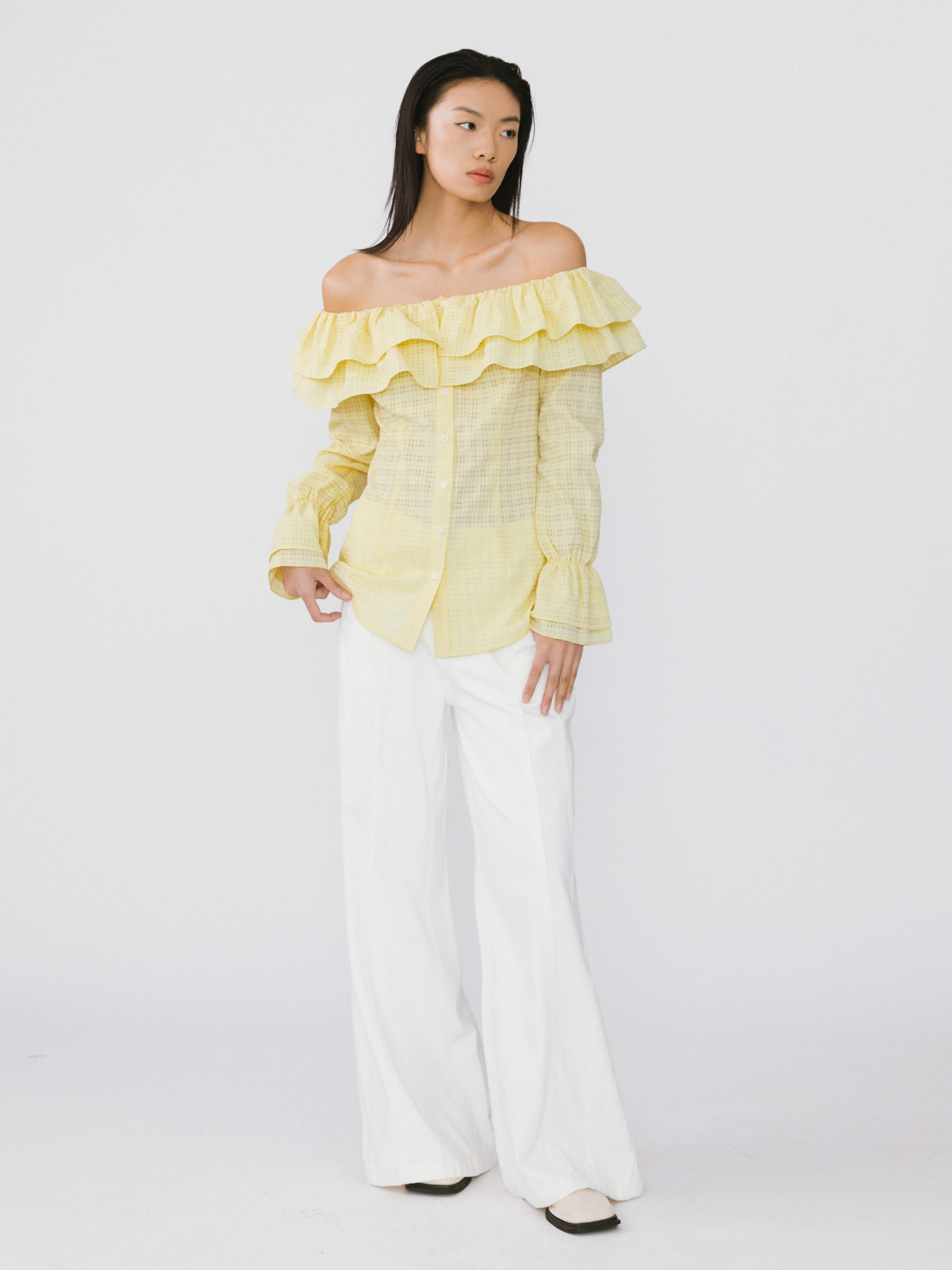 Frills Volume Off Neckline Shirt-9