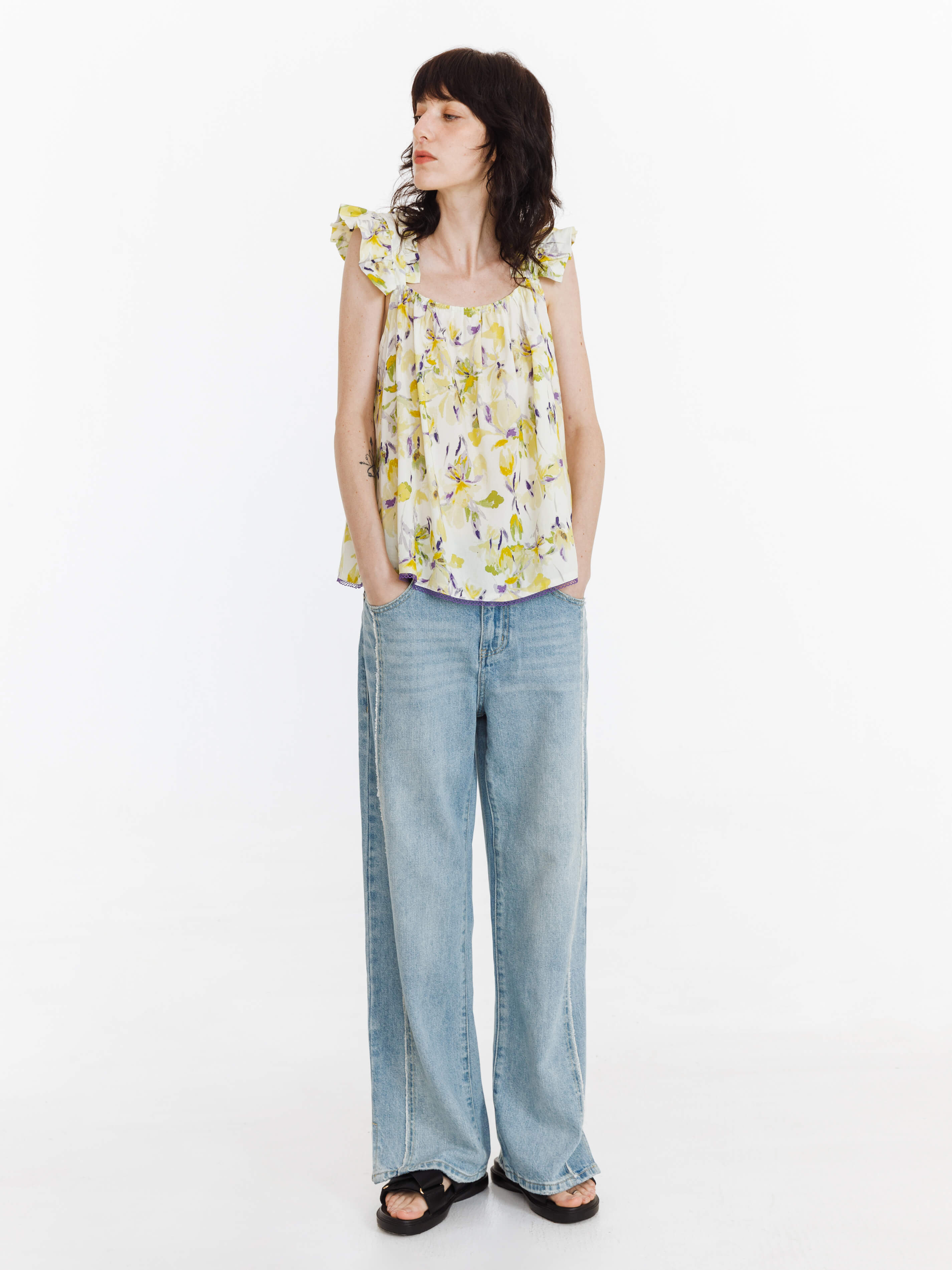 Fray Panelled Wide Leg Jeans-11