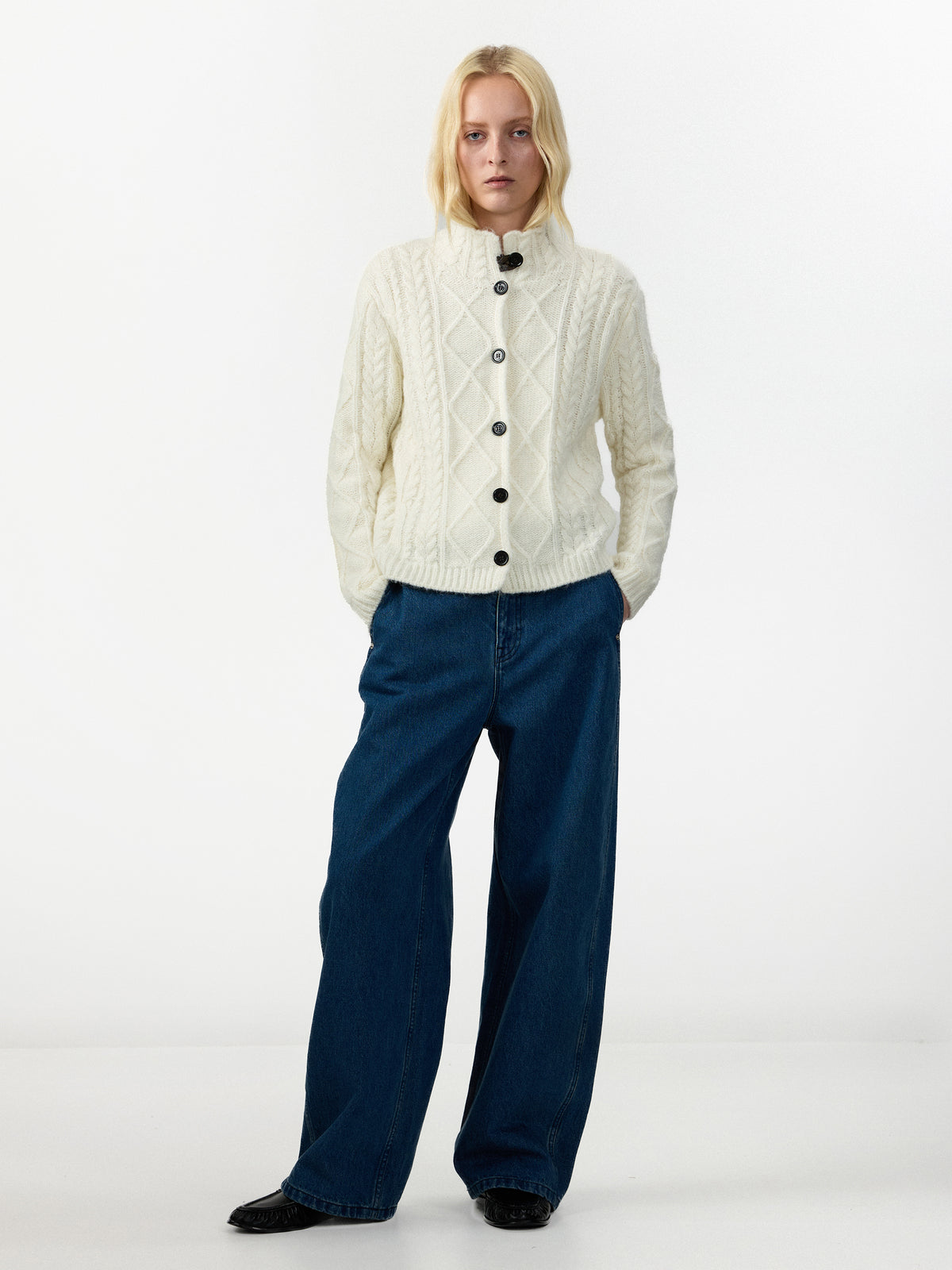 CUBIC Cable Knit Wool Blend Cardigan-11