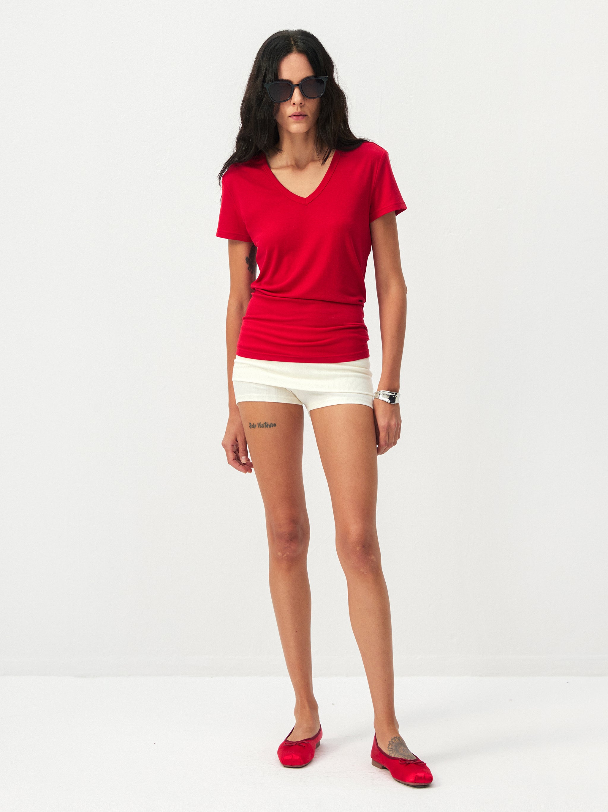 CUBIC Linen-Blend V-Neck Slim Fit Top-11