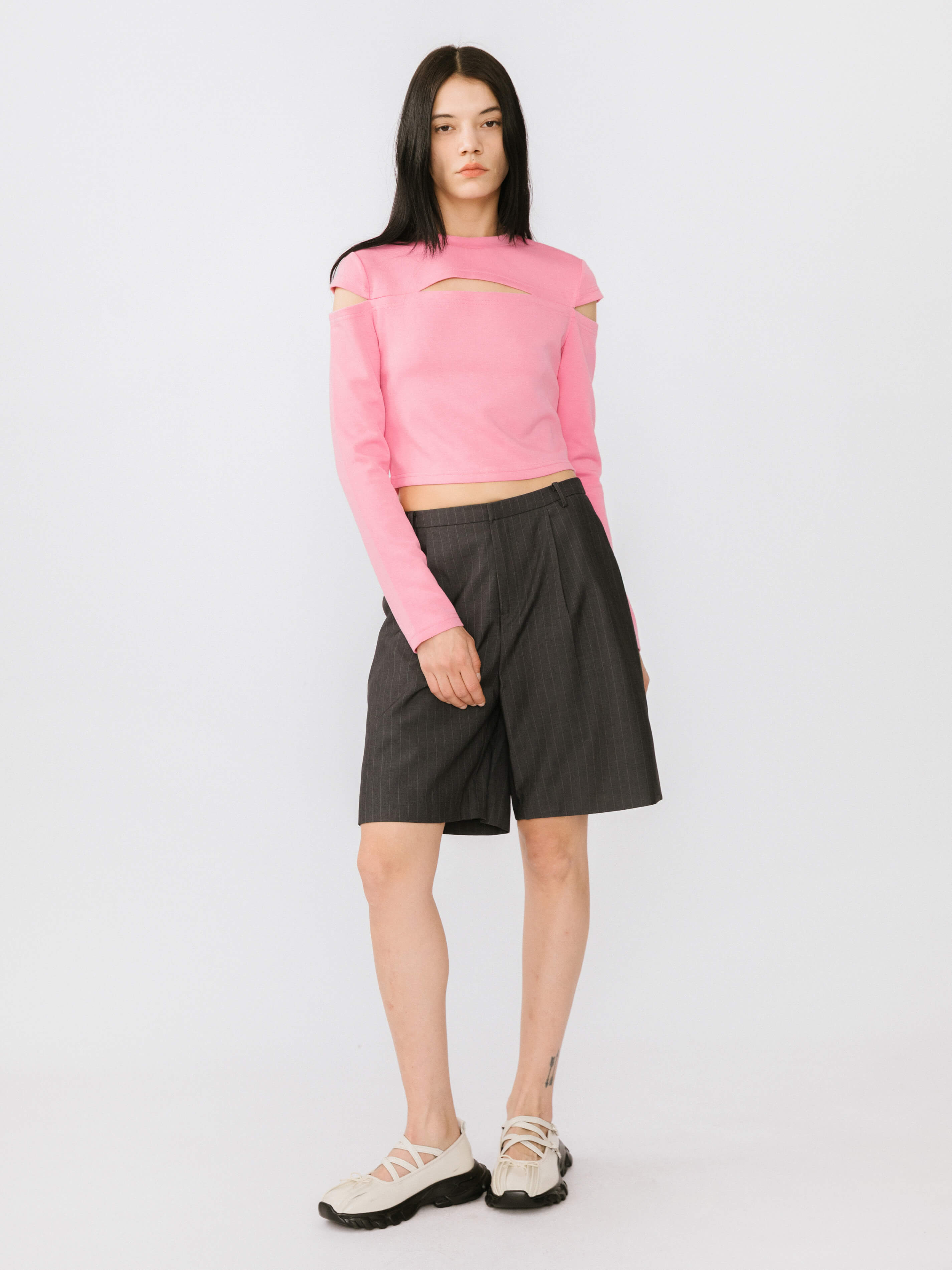Cut Out Long Sleeve Crop Top-11