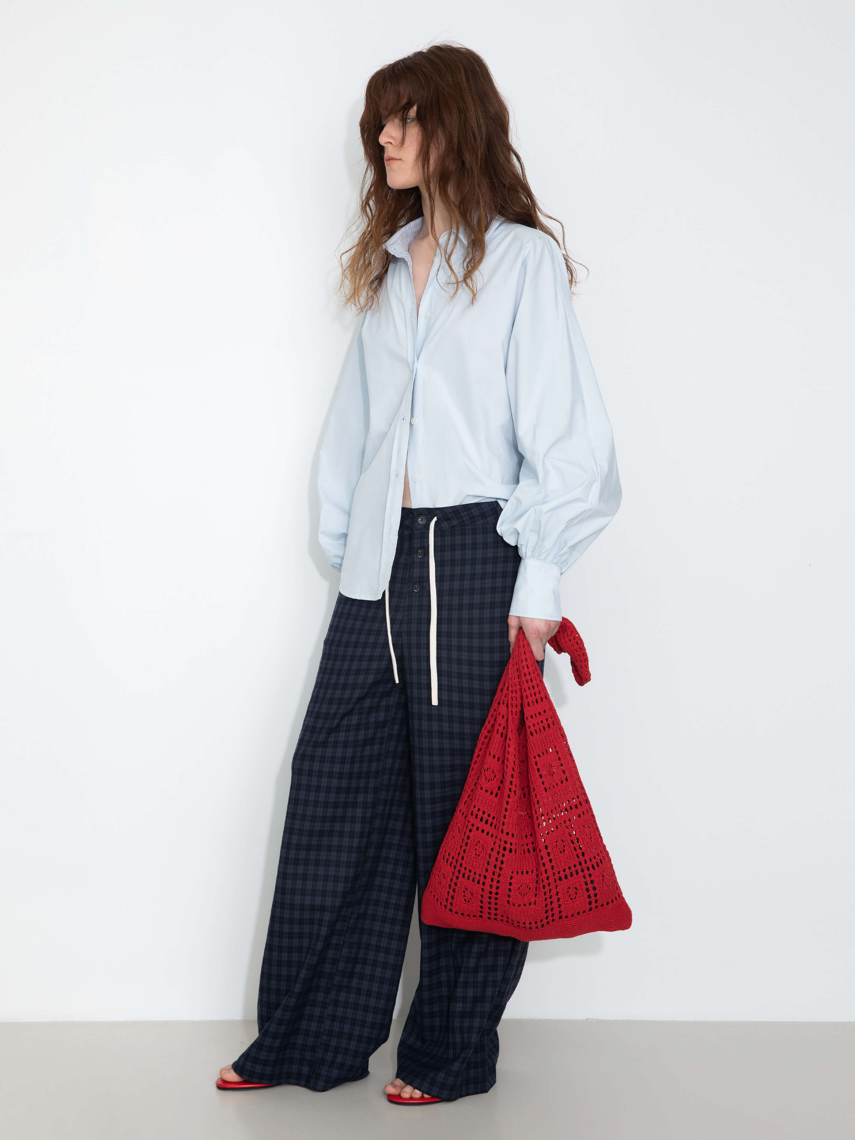 100% Cotton Oversized Balloon Sleeve Backless Tie Shirt-12