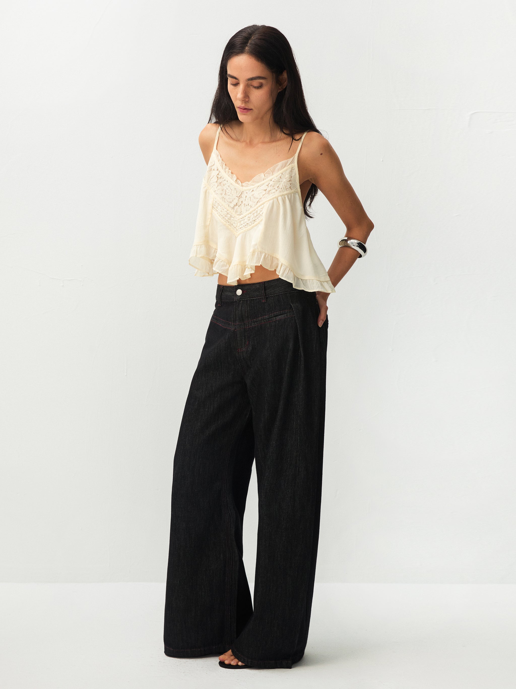 CUBIC Lyocell Lace Ruffled Camisole-11