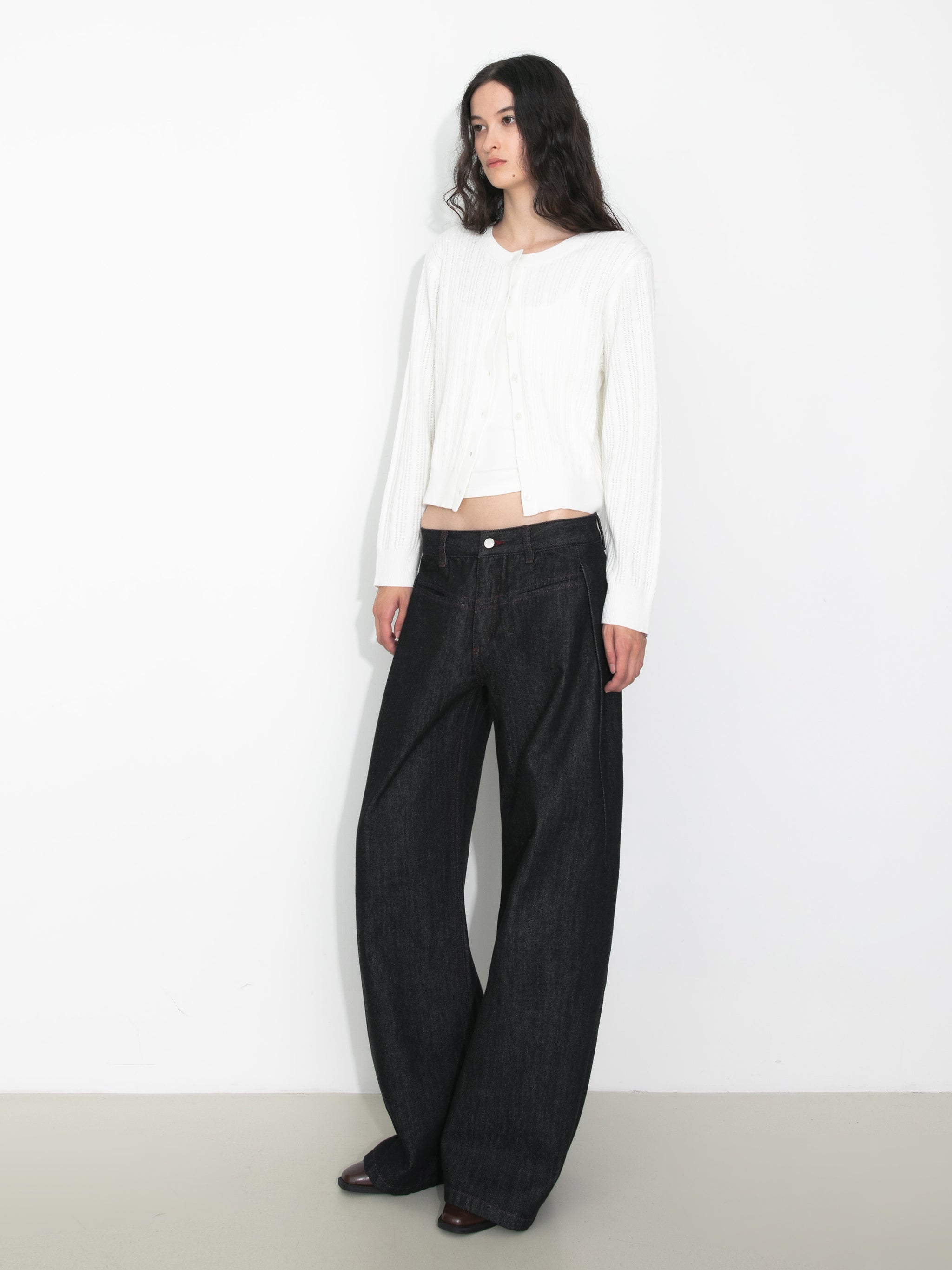 Cable-Knit Cropped Cardigan-11