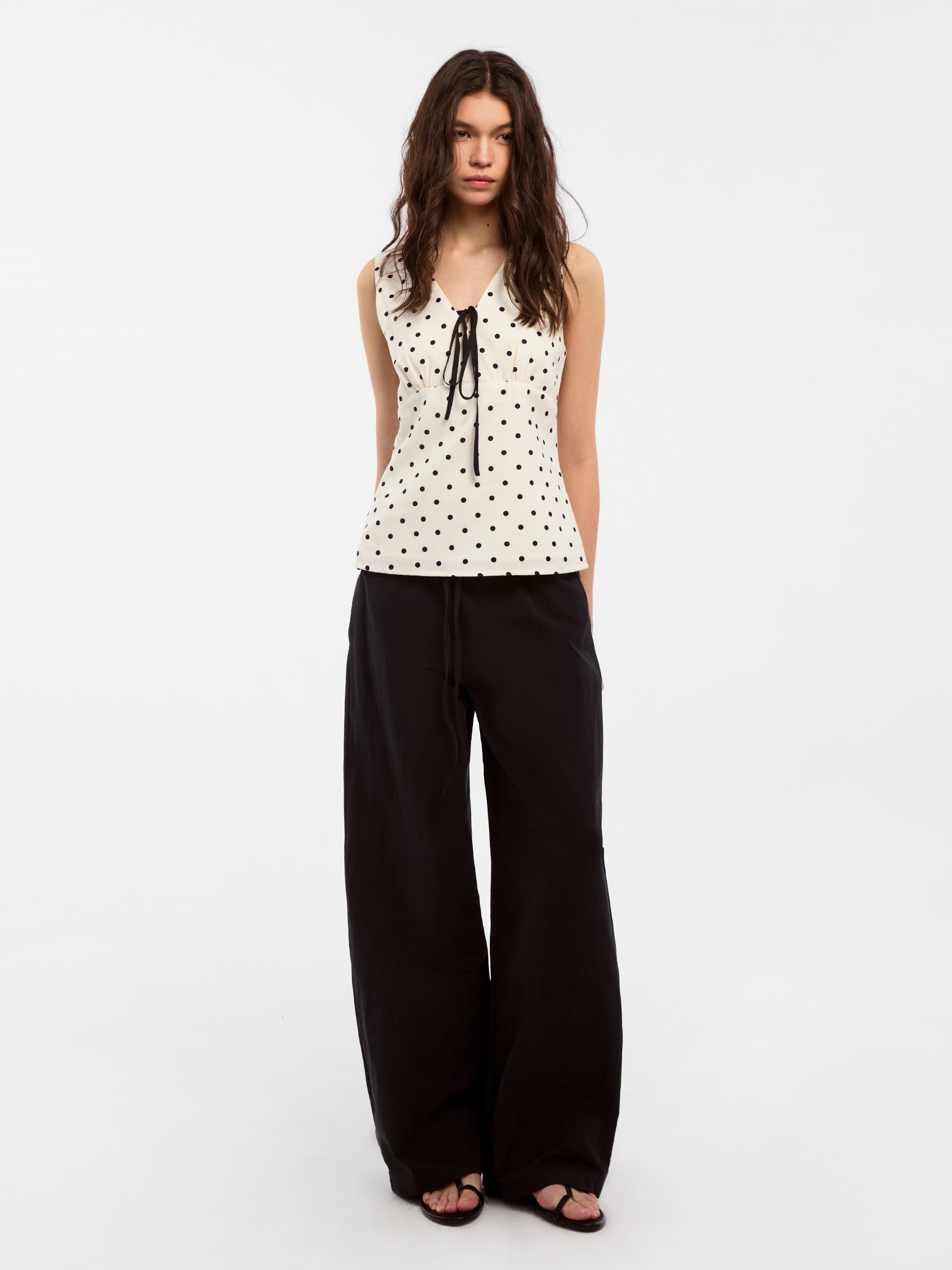 CUBIC Ruffled Waistband Two-Way Casual Pants-11