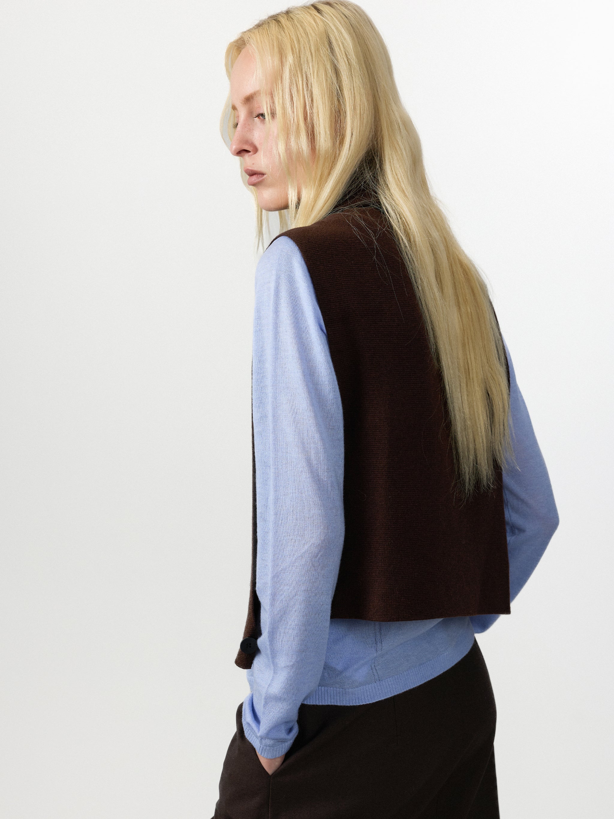CUBIC Relaxed Sleeveless Knit Vest-12