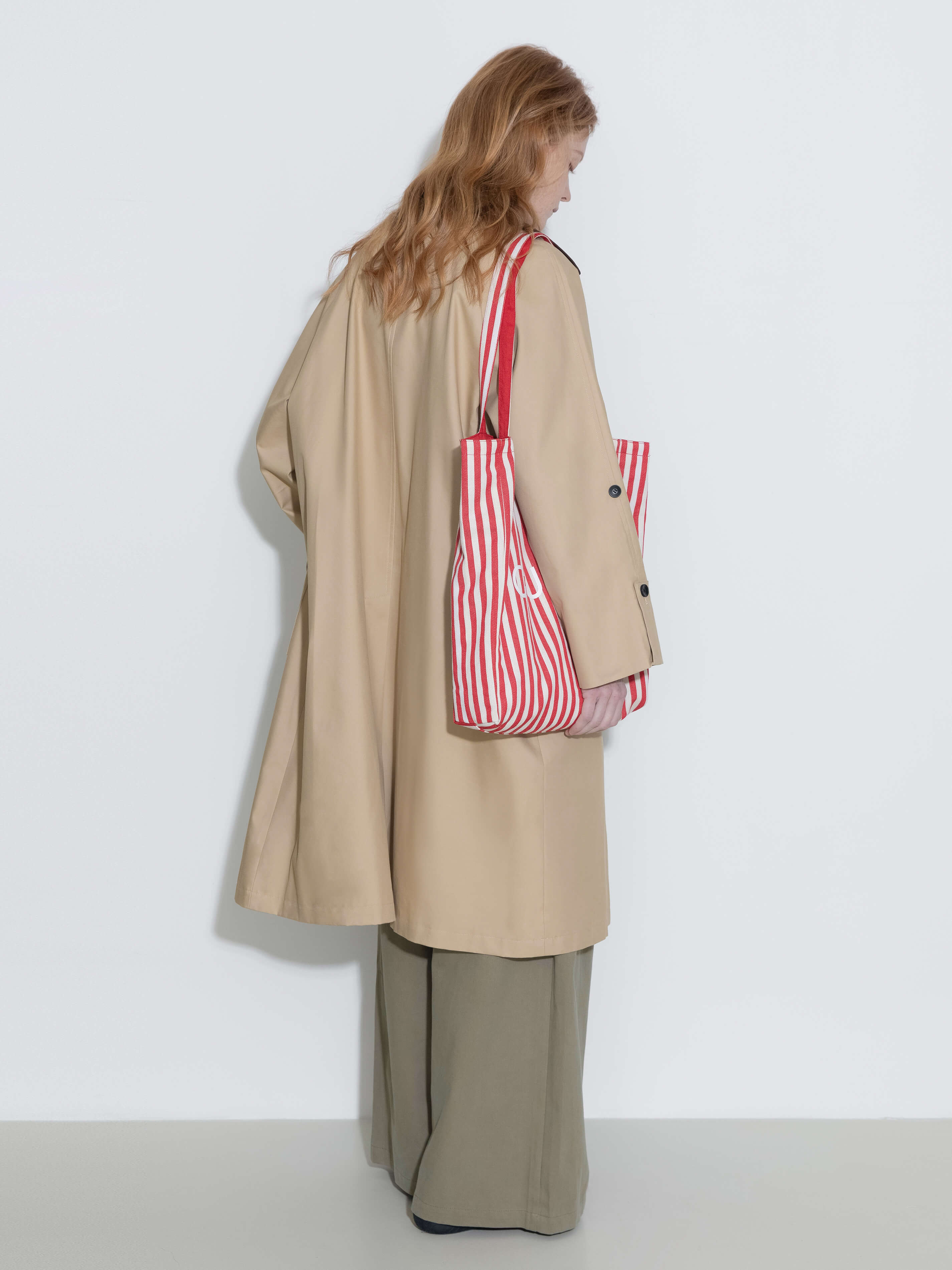 Color-Blocked Collar Long Trench Coat-14