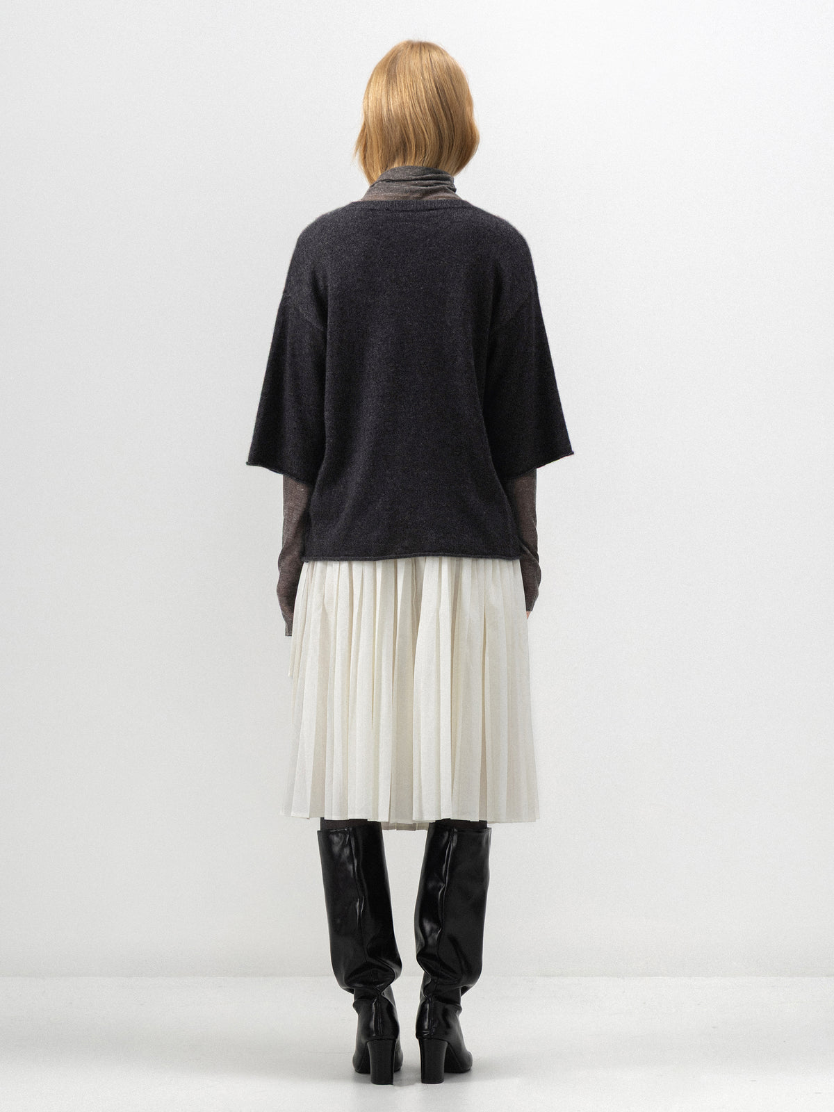 CUBIC Relaxed Striped Fluffy Knit Top-12