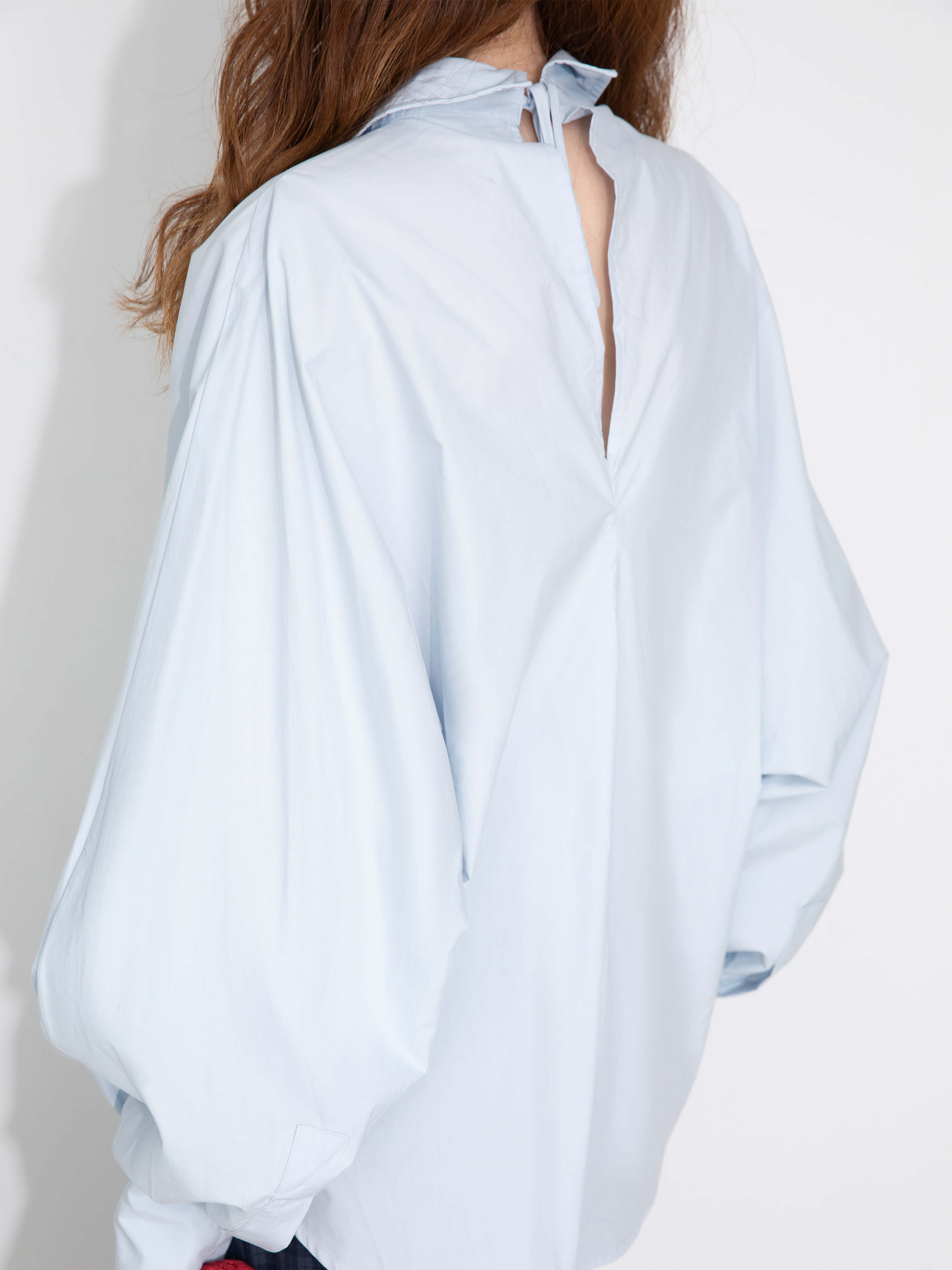 100% Cotton Oversized Balloon Sleeve Backless Tie Shirt-13