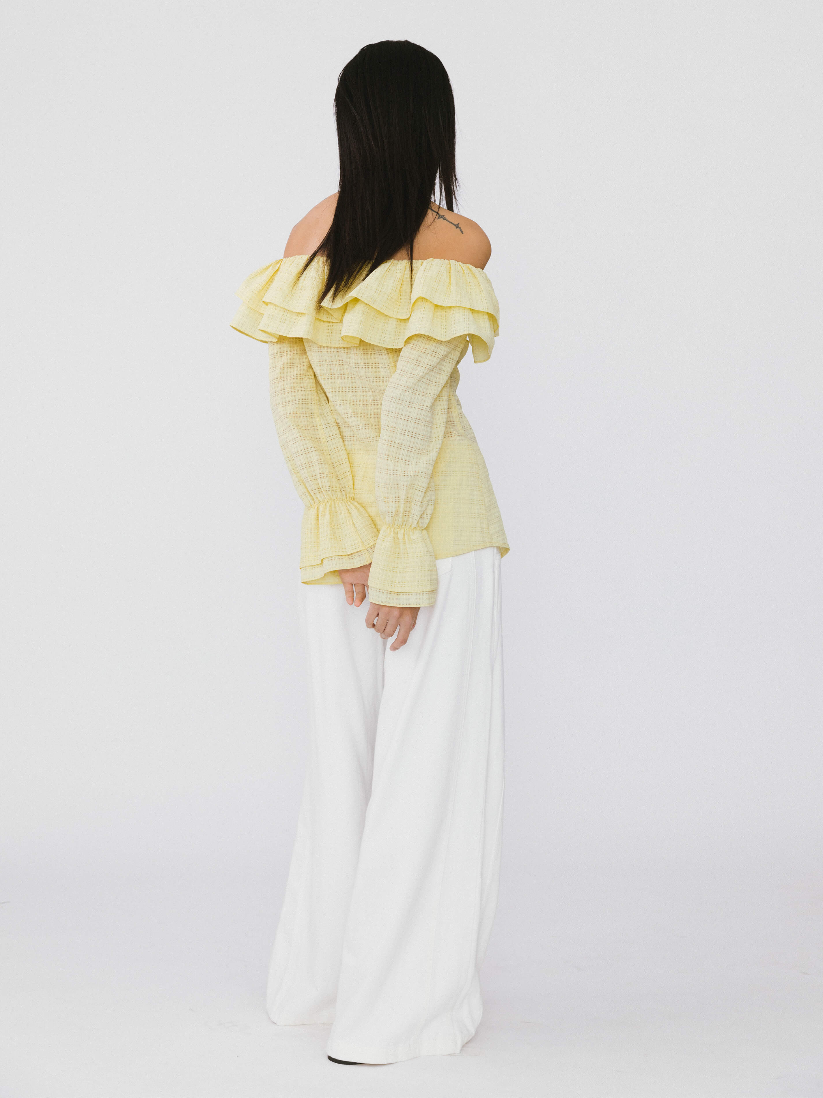 Frills Volume Off Neckline Shirt-10