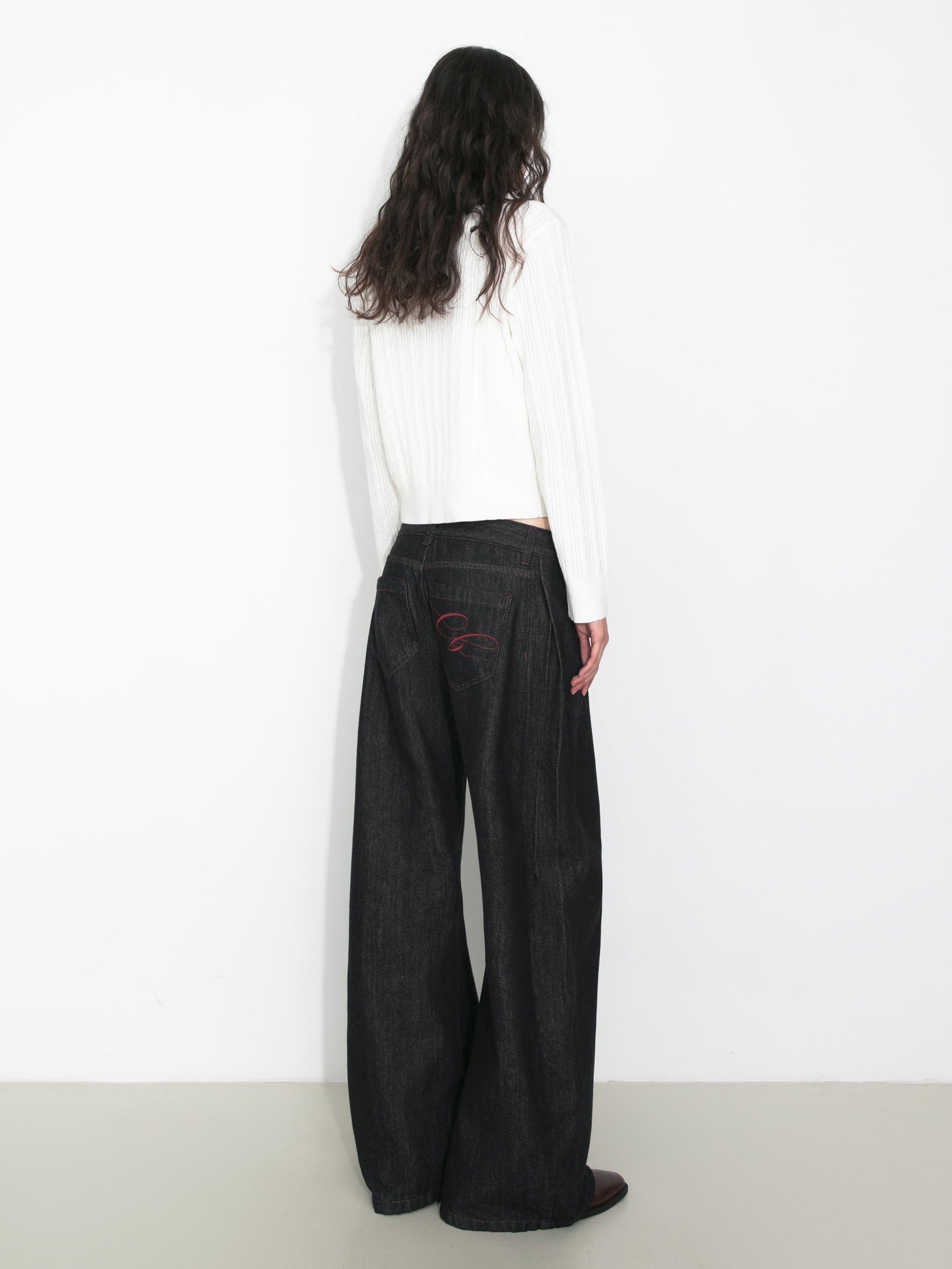 Cable-Knit Cropped Cardigan-12