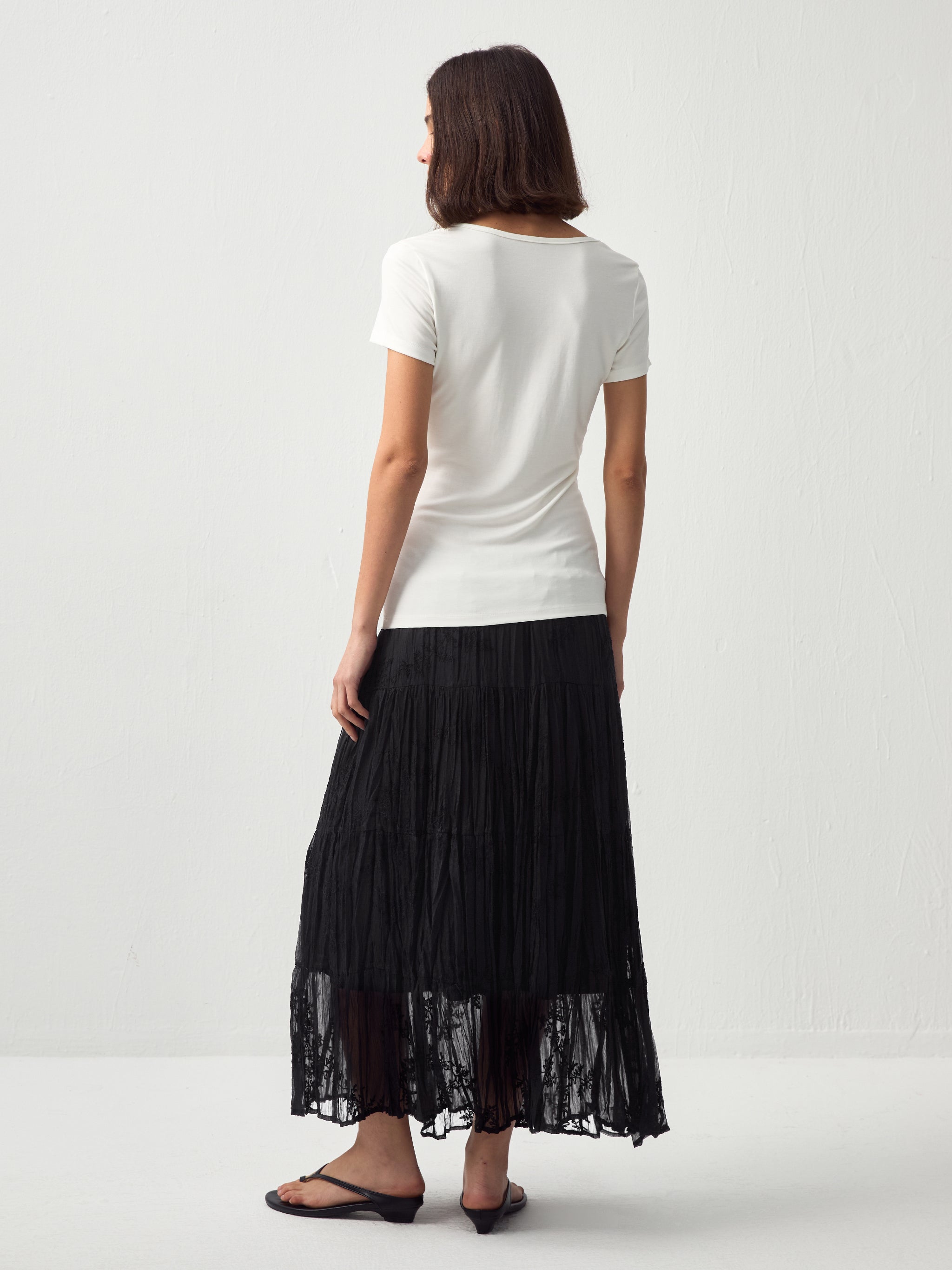 CUBIC Textured A-Line Embroidered Skirt(Pre order: 7 days)-12