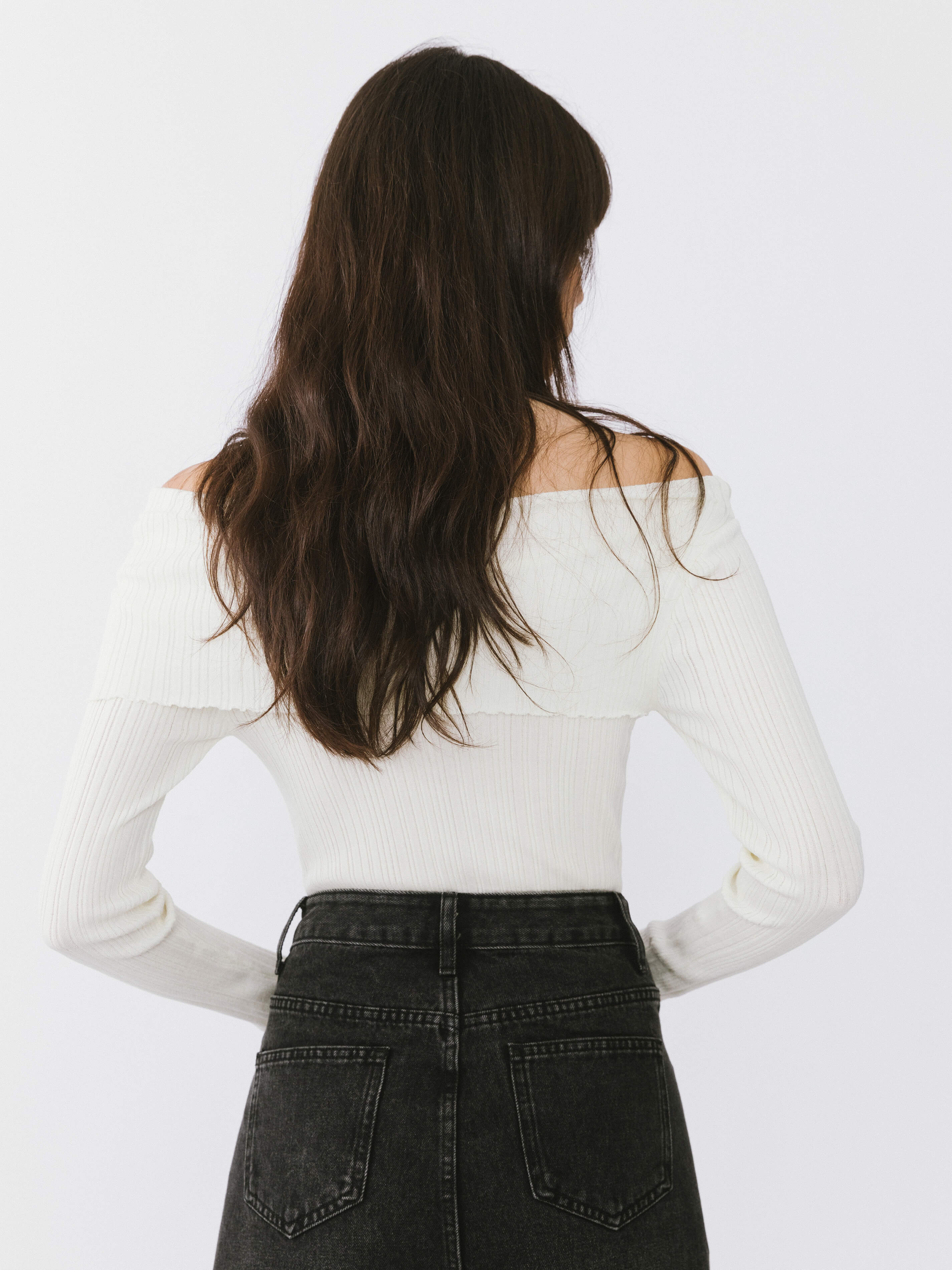 Off-Shoulder Long Sleeve Fitted Top-14