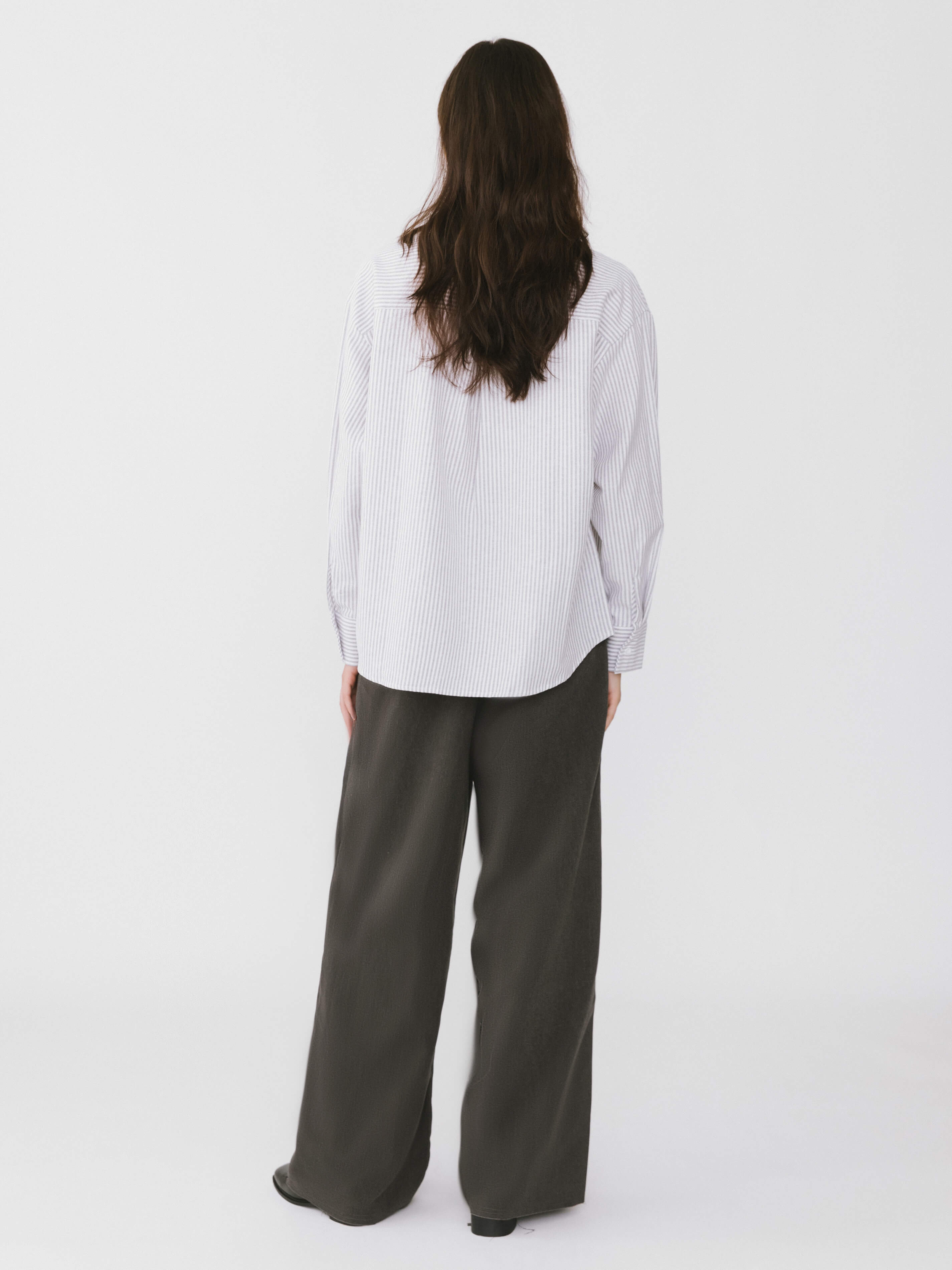Pinstripe Long Sleeves Shirt with Tie Down Collar-6