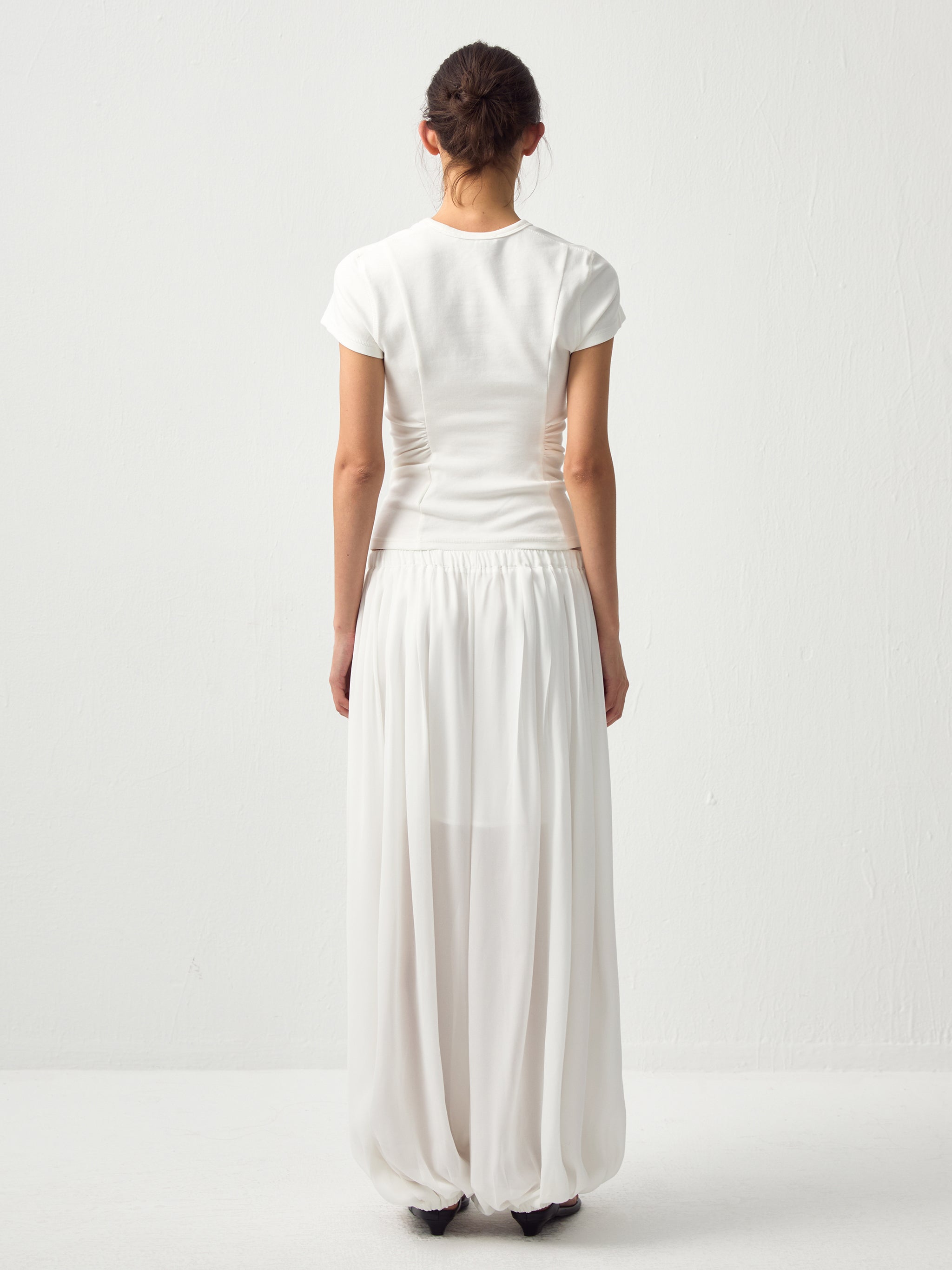 Pleated Balloon-Leg Elastic-Waist Trousers-12