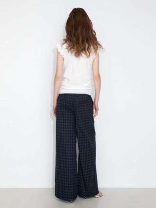 Ruffled Sleeve Sleeveless Knit Top with Attached Scarf