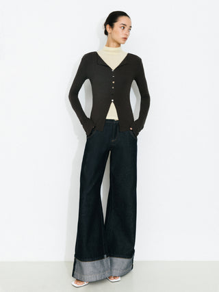 C by CUBIC V-Neck Slim-Fit Knit Long-Sleeve Top