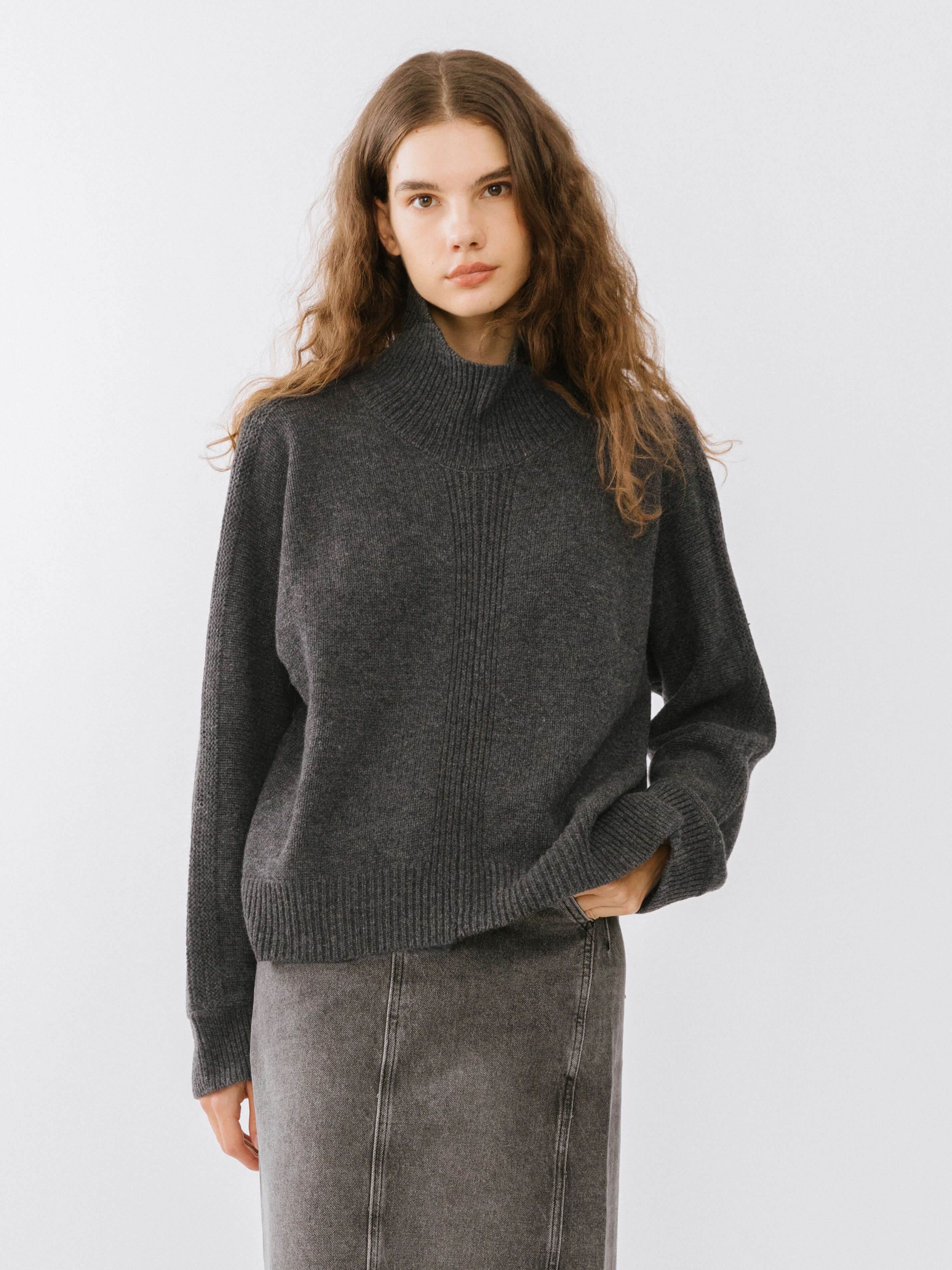 High Neck Sheep Wool Sweater-13