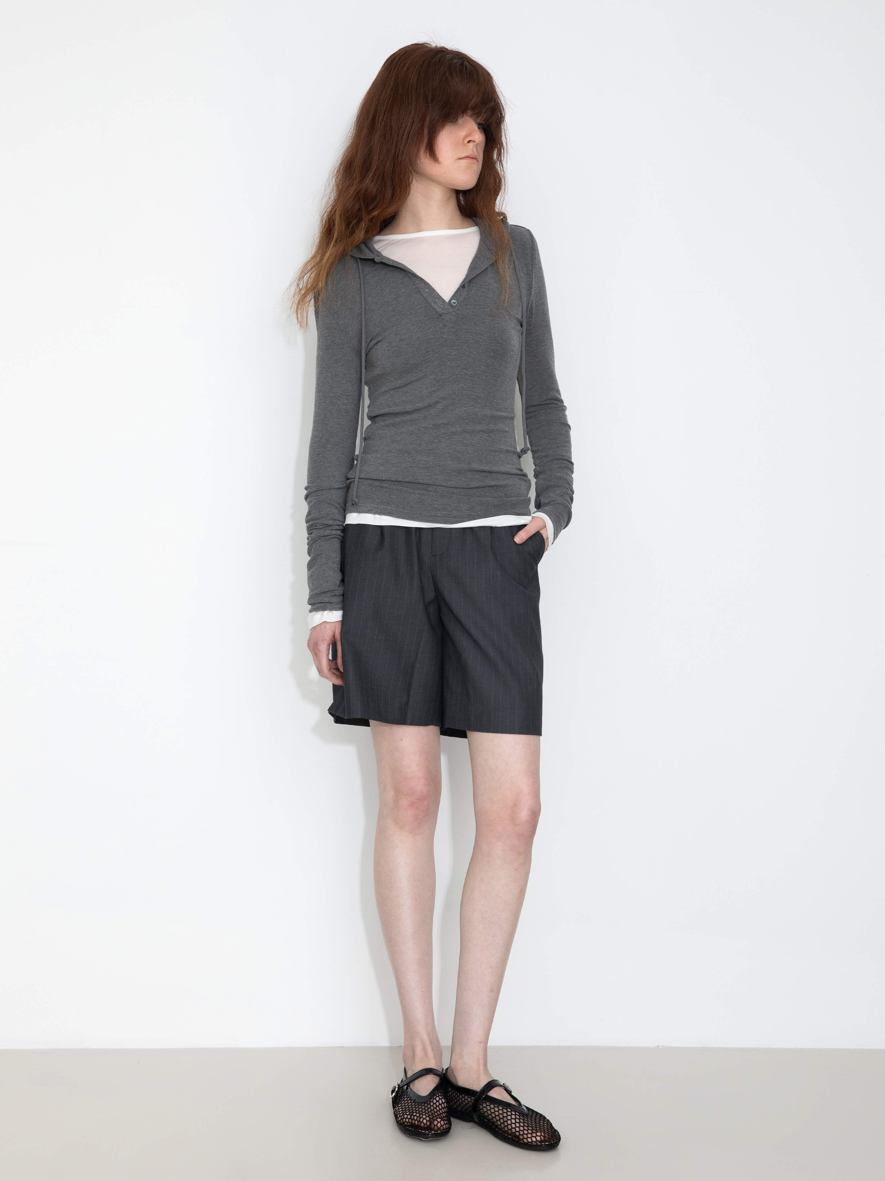Slim-Fit Hooded V-Neck Long Sleeve Top-15