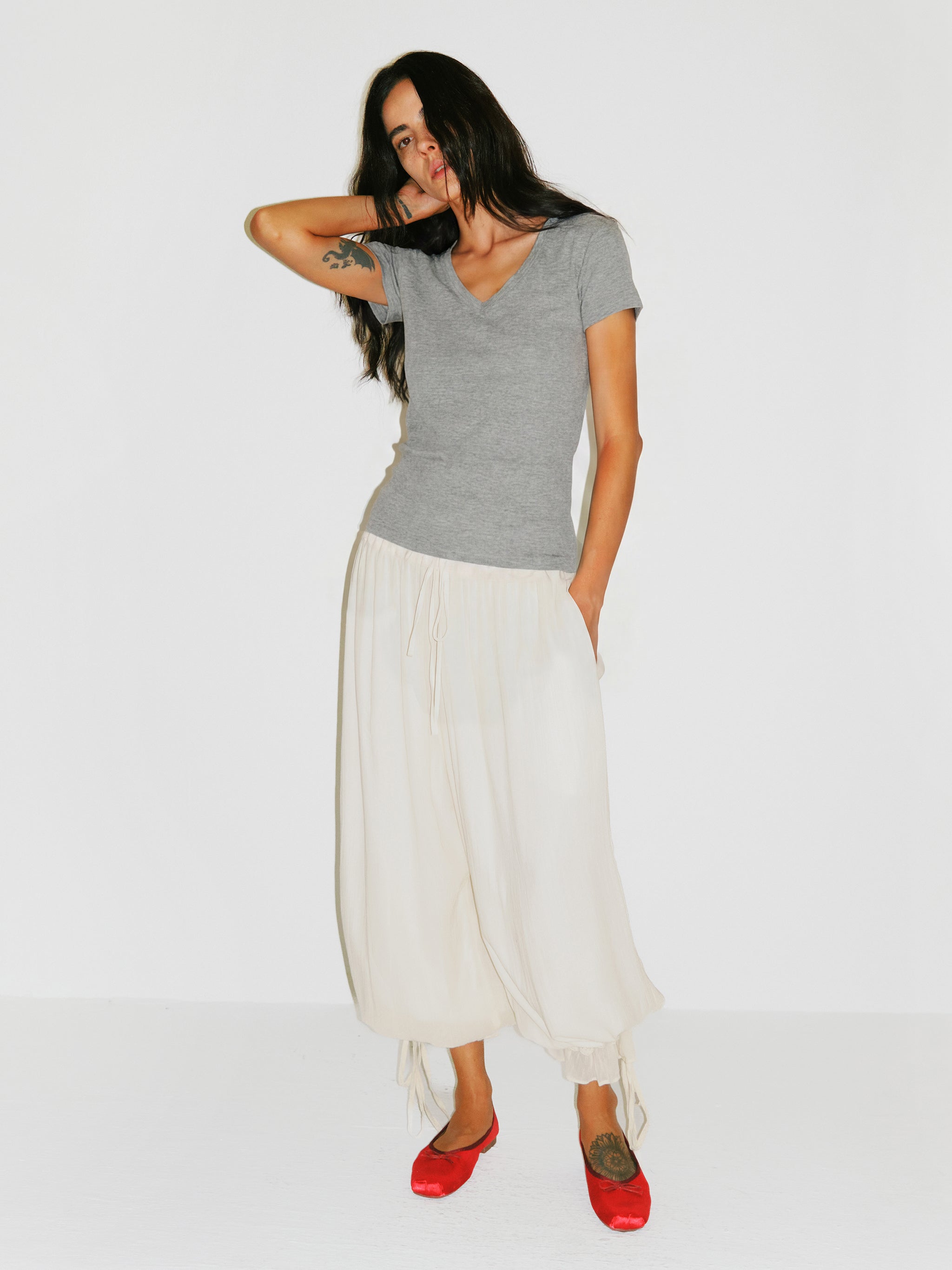 CUBIC Linen-Blend V-Neck Slim Fit Top-13