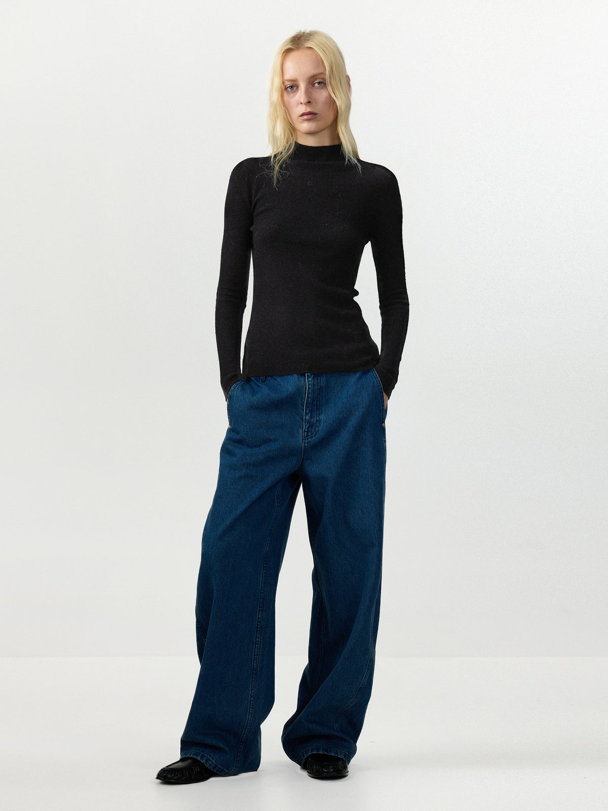 CUBIC 100% Wool Mock‑Neck Fitted Knit Top-13