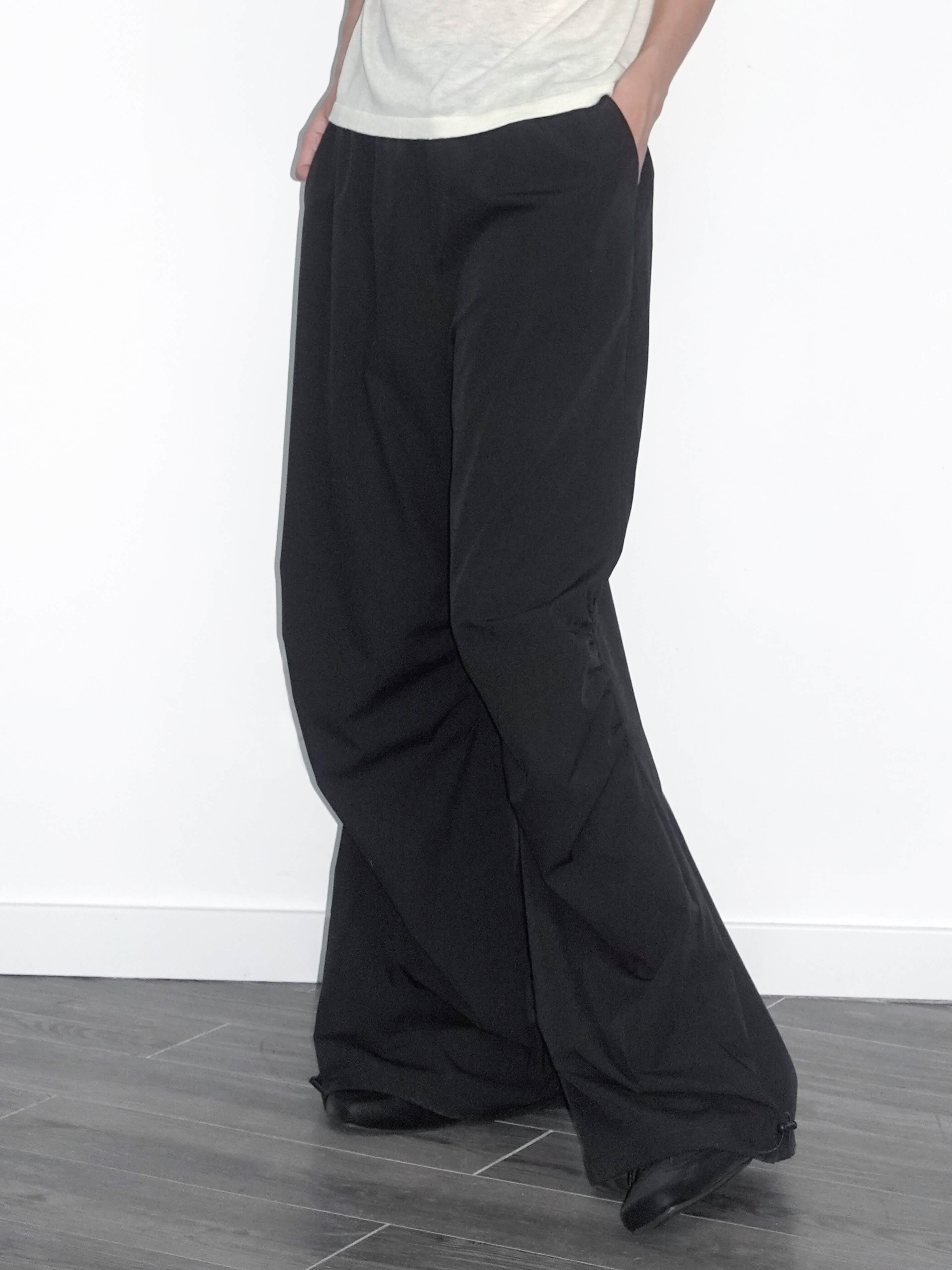 Loose Parachute Trousers with Elastic Waist-15