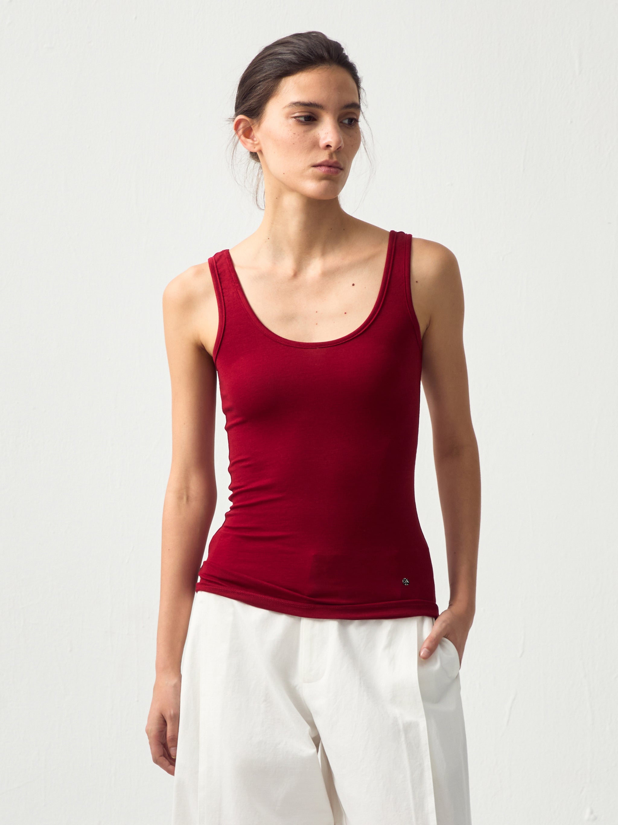 CUBIC Lyocell Wool Blend U-Neck Fitted Tank-13