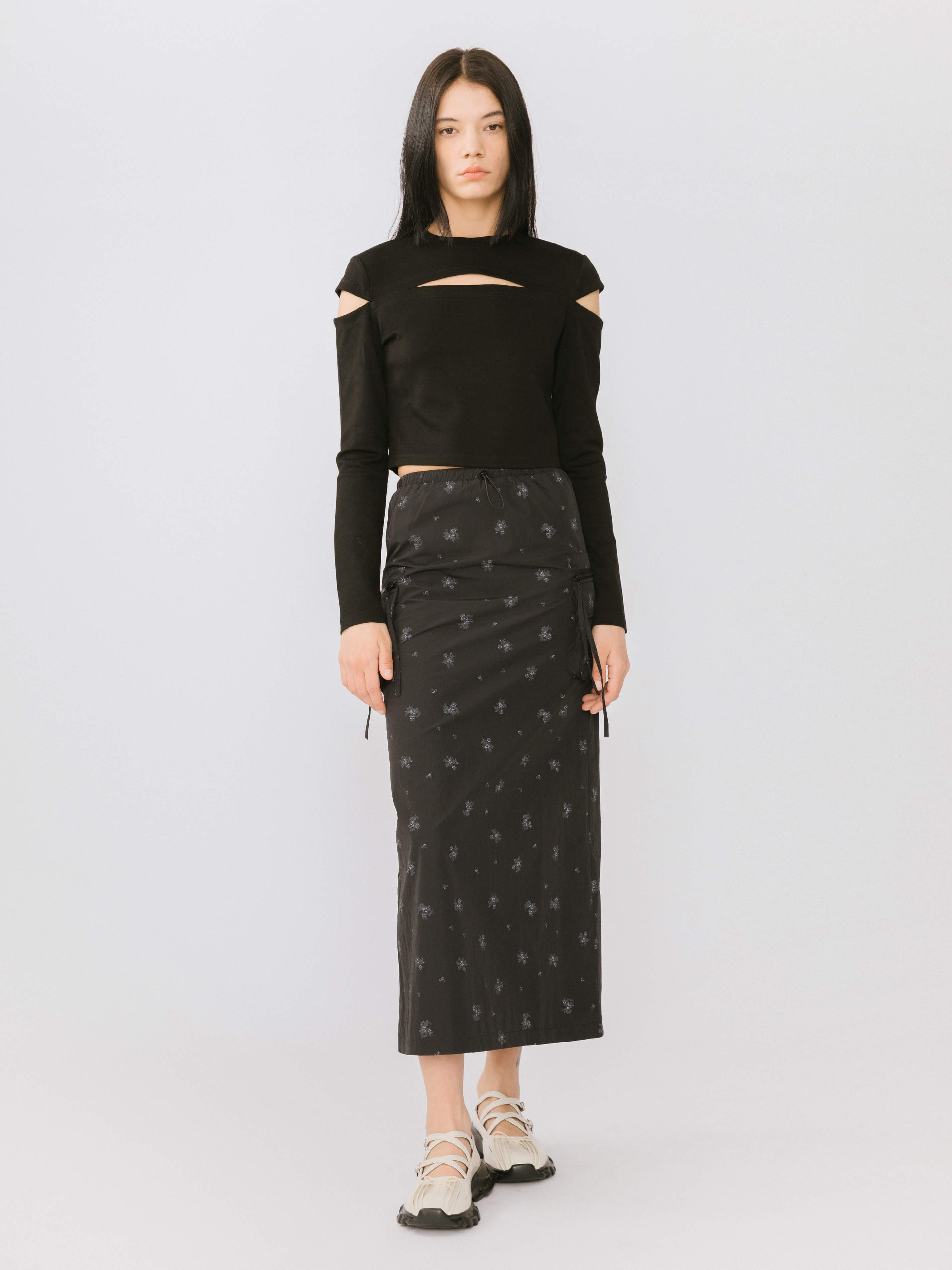 Cut Out Long Sleeve Crop Top-14
