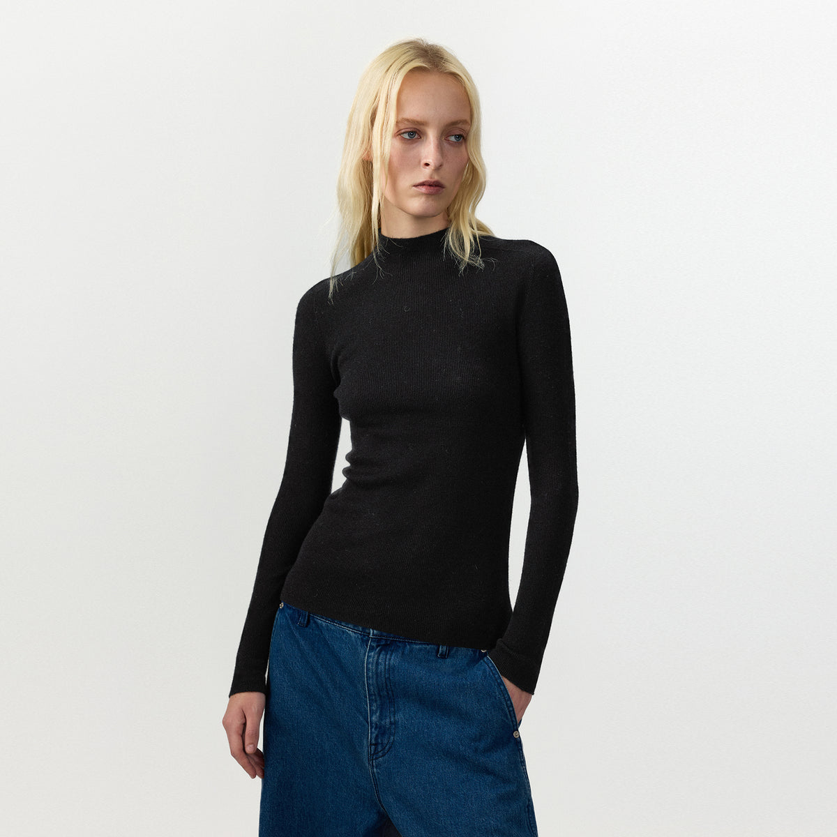 CUBIC 100% Wool Mock‑Neck Fitted Knit Top-15