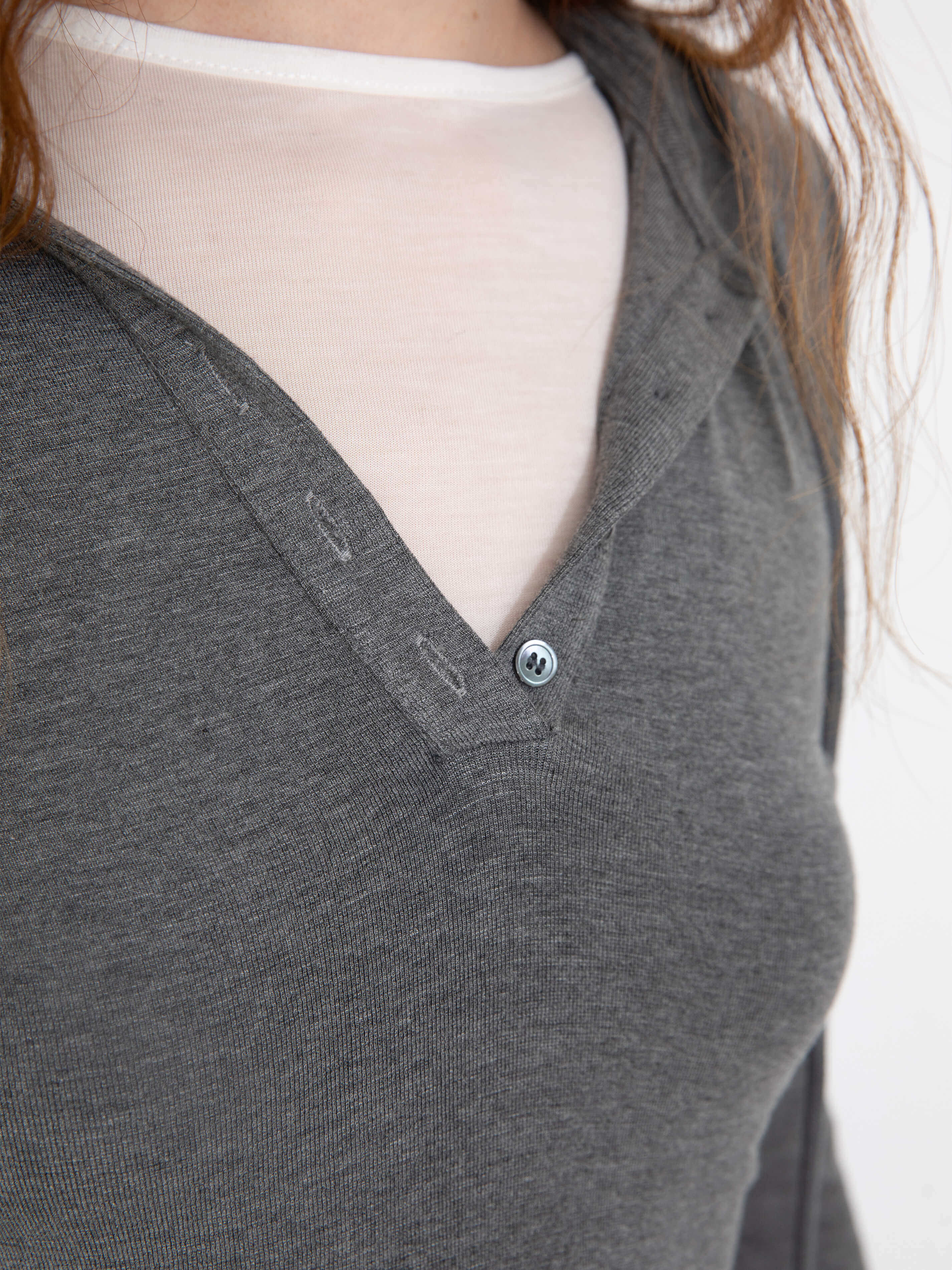 Slim-Fit Hooded V-Neck Long Sleeve Top-17