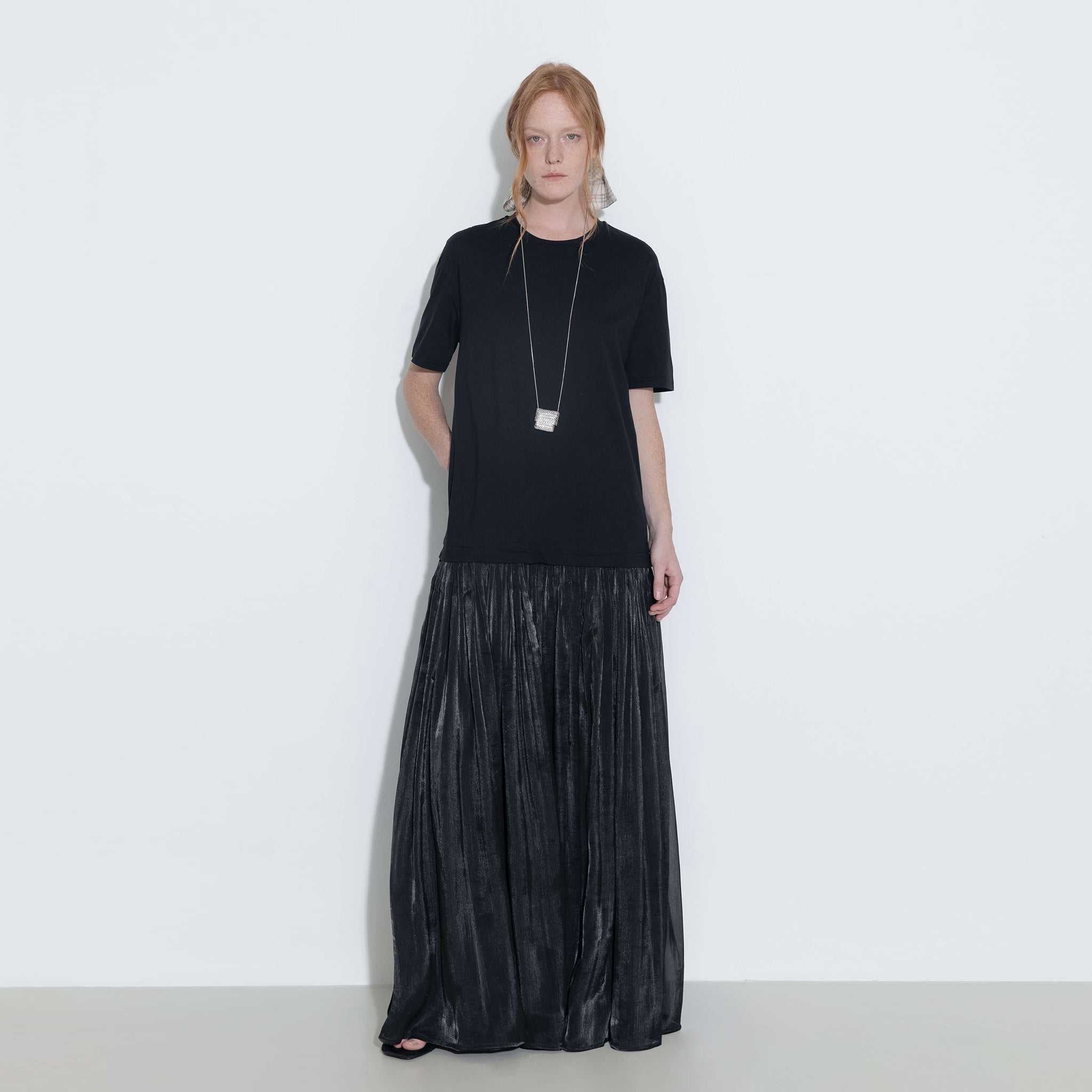 Oversized Round Neck Short Sleeve Pleated Dress-16