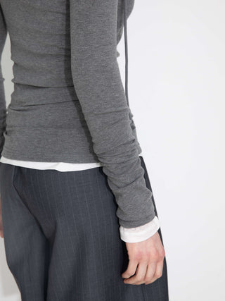 Slim-Fit Hooded V-Neck Long Sleeve Top