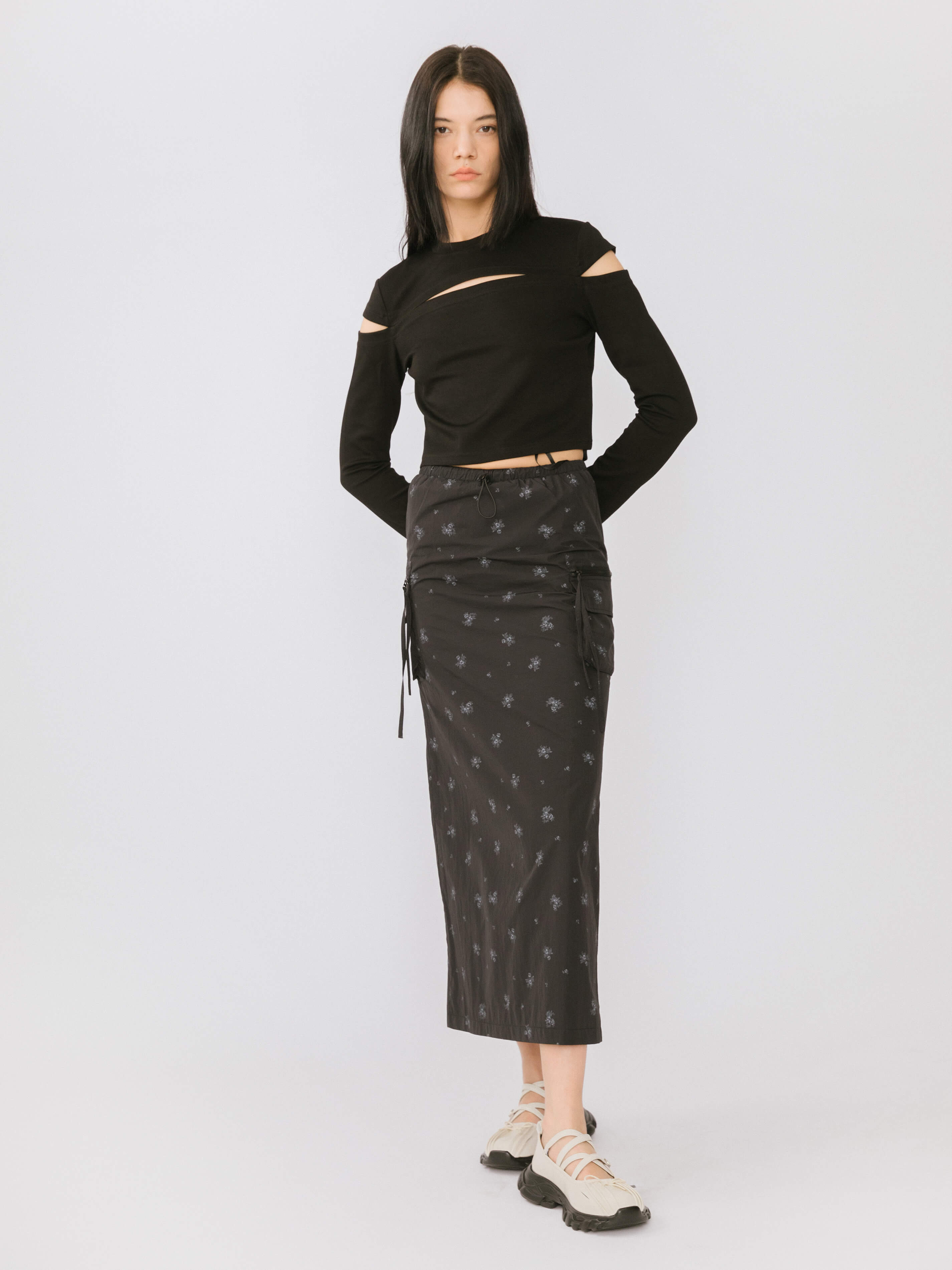 Cut Out Long Sleeve Crop Top-16