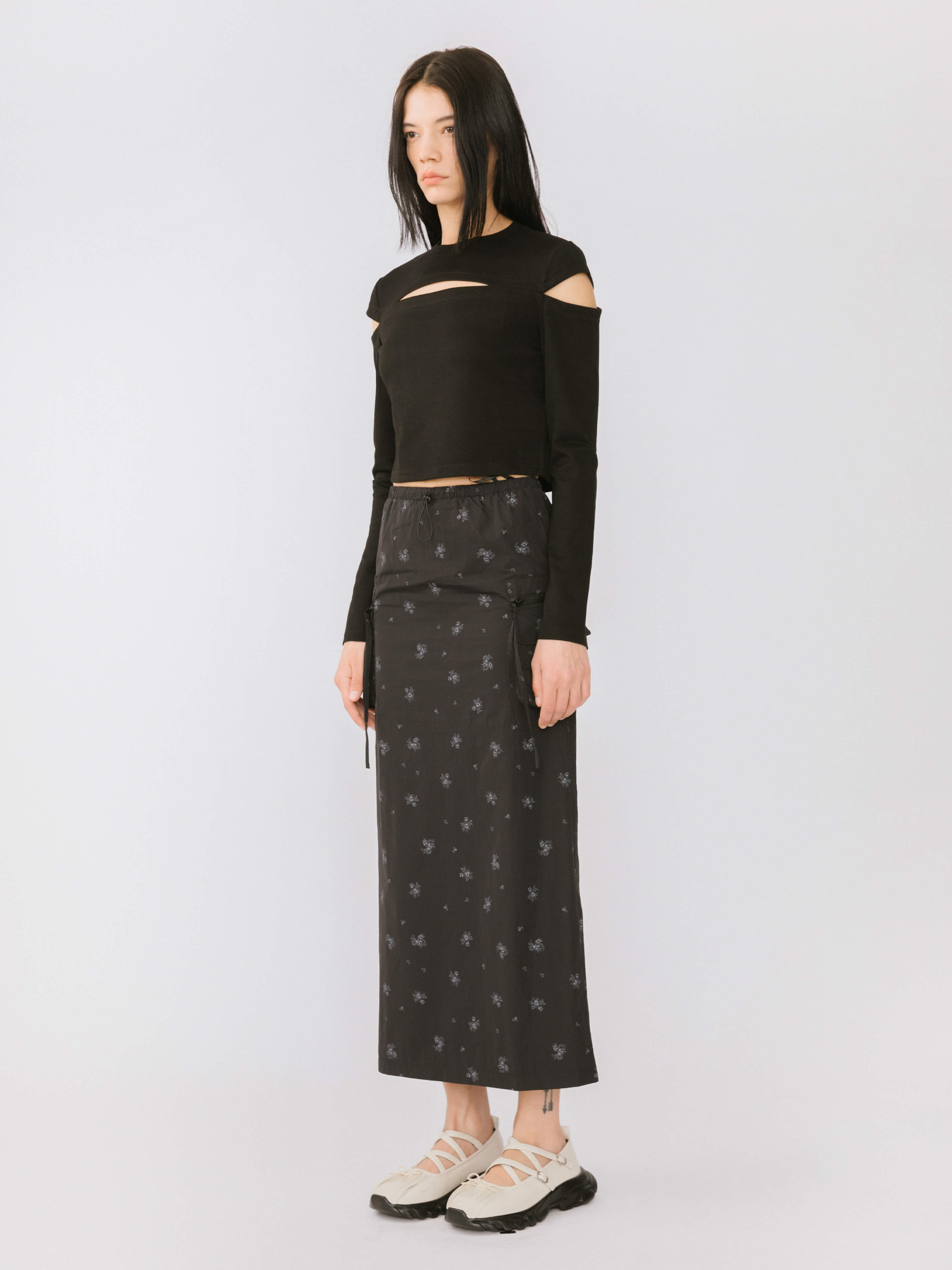 Cut Out Long Sleeve Crop Top-17