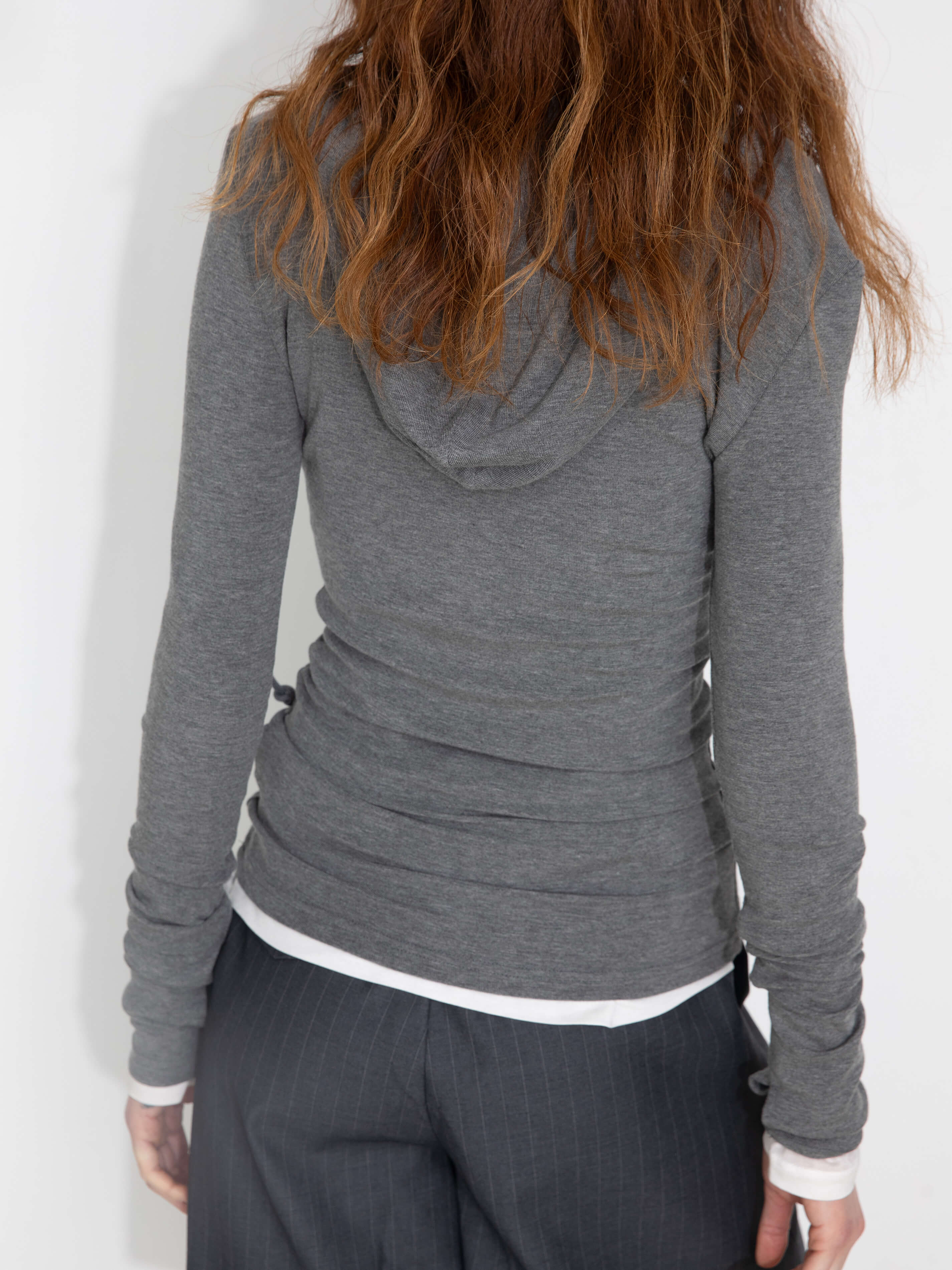 Slim-Fit Hooded V-Neck Long Sleeve Top-21