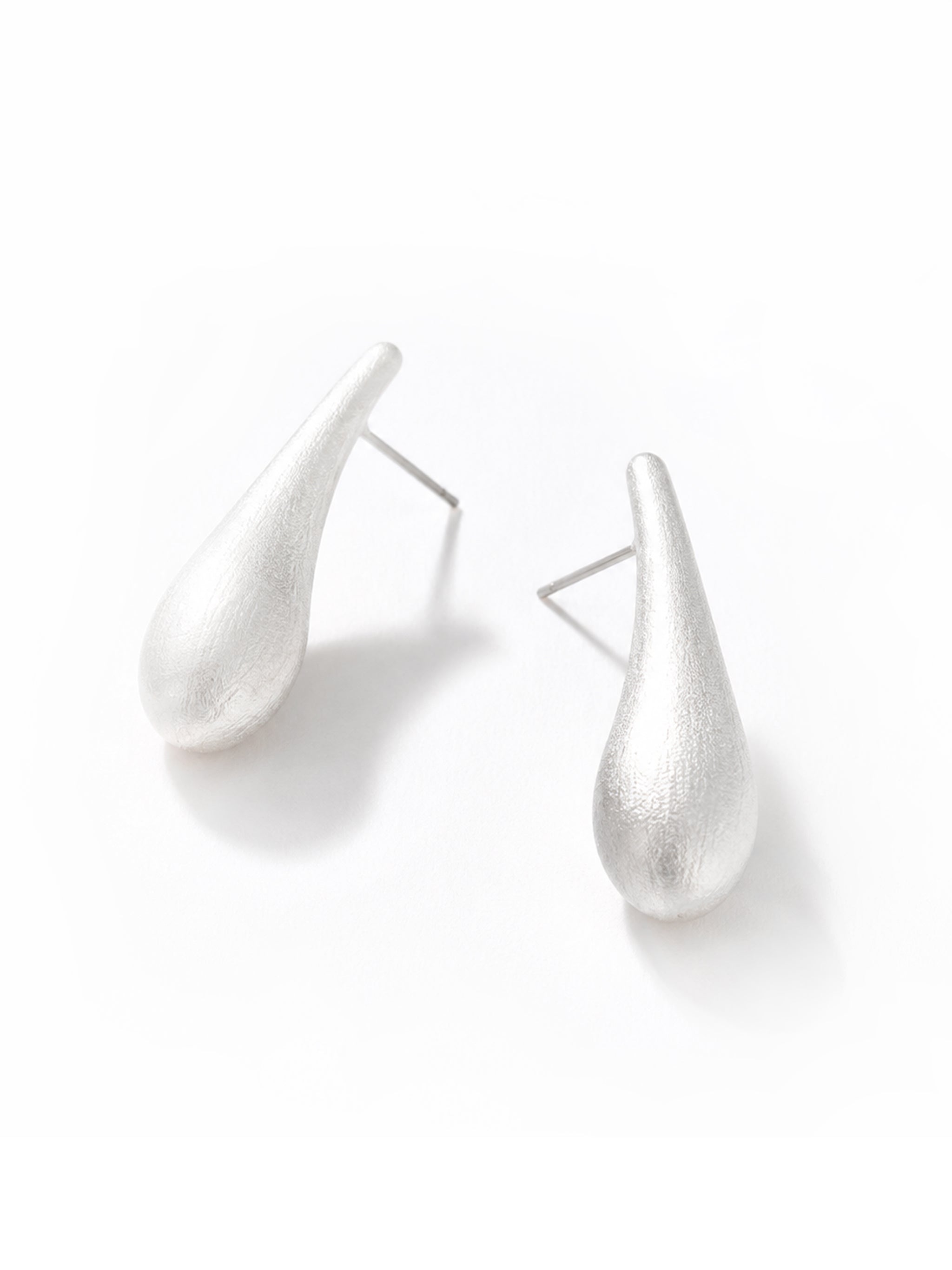 Textured Teardrop Silver Stud Earrings-2