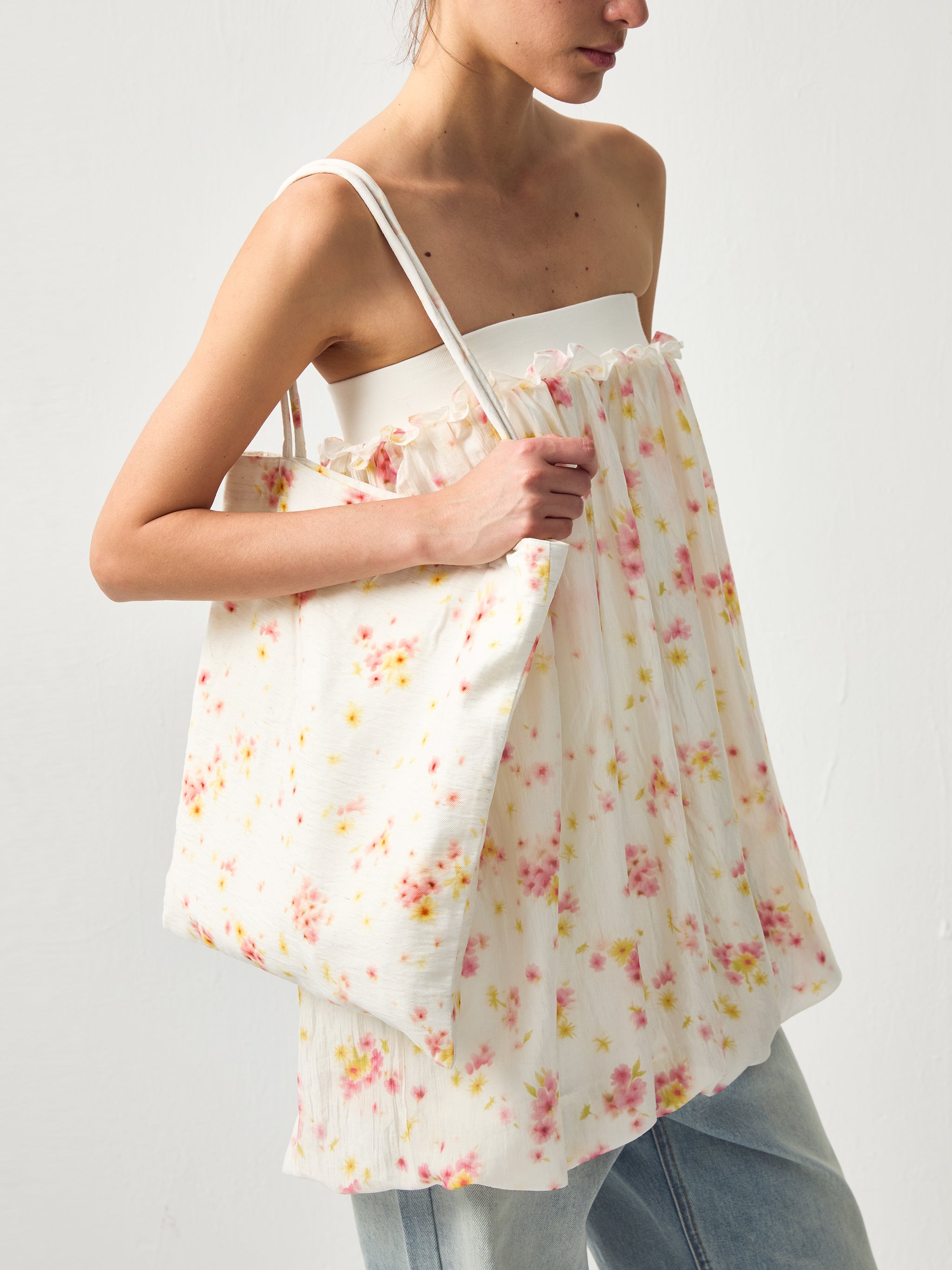 CUBIC Floral Print Shoulder Bag