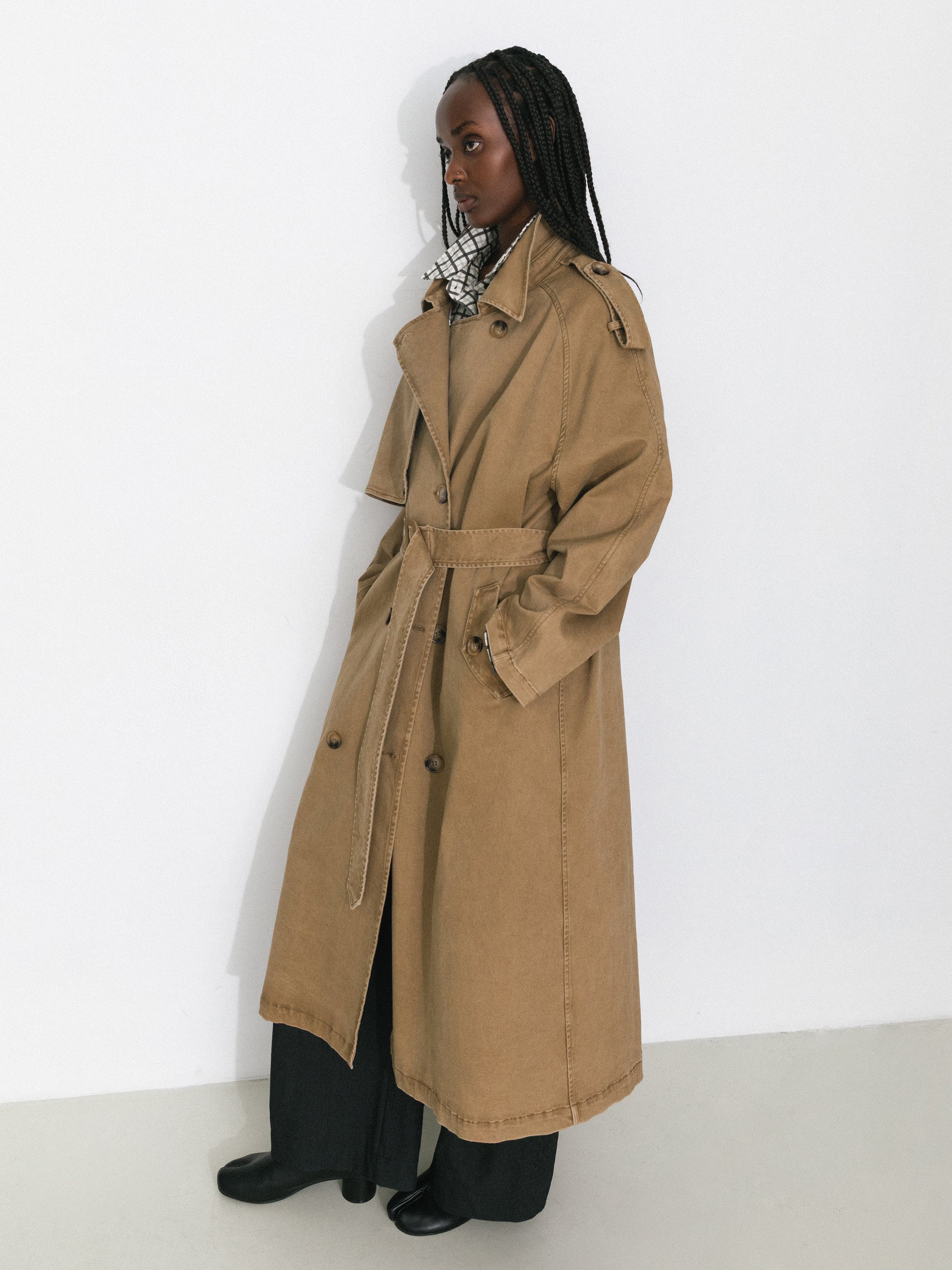 ジャケット・アウター Liten cubic trench JK beige Women's Trench Coats & Jackets – CUBIC