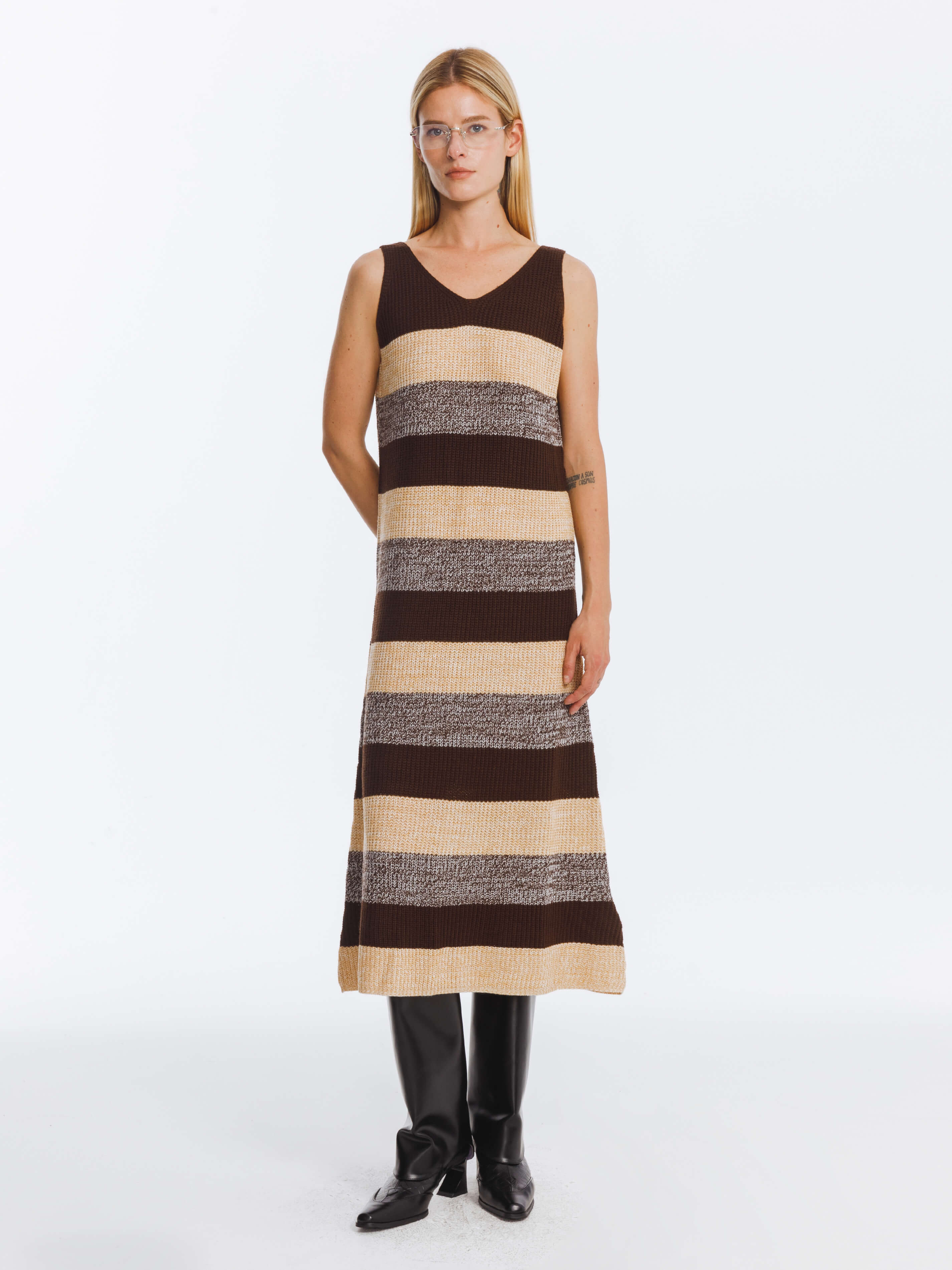 Contrast Striped Knitted Sleeveless Dress-2