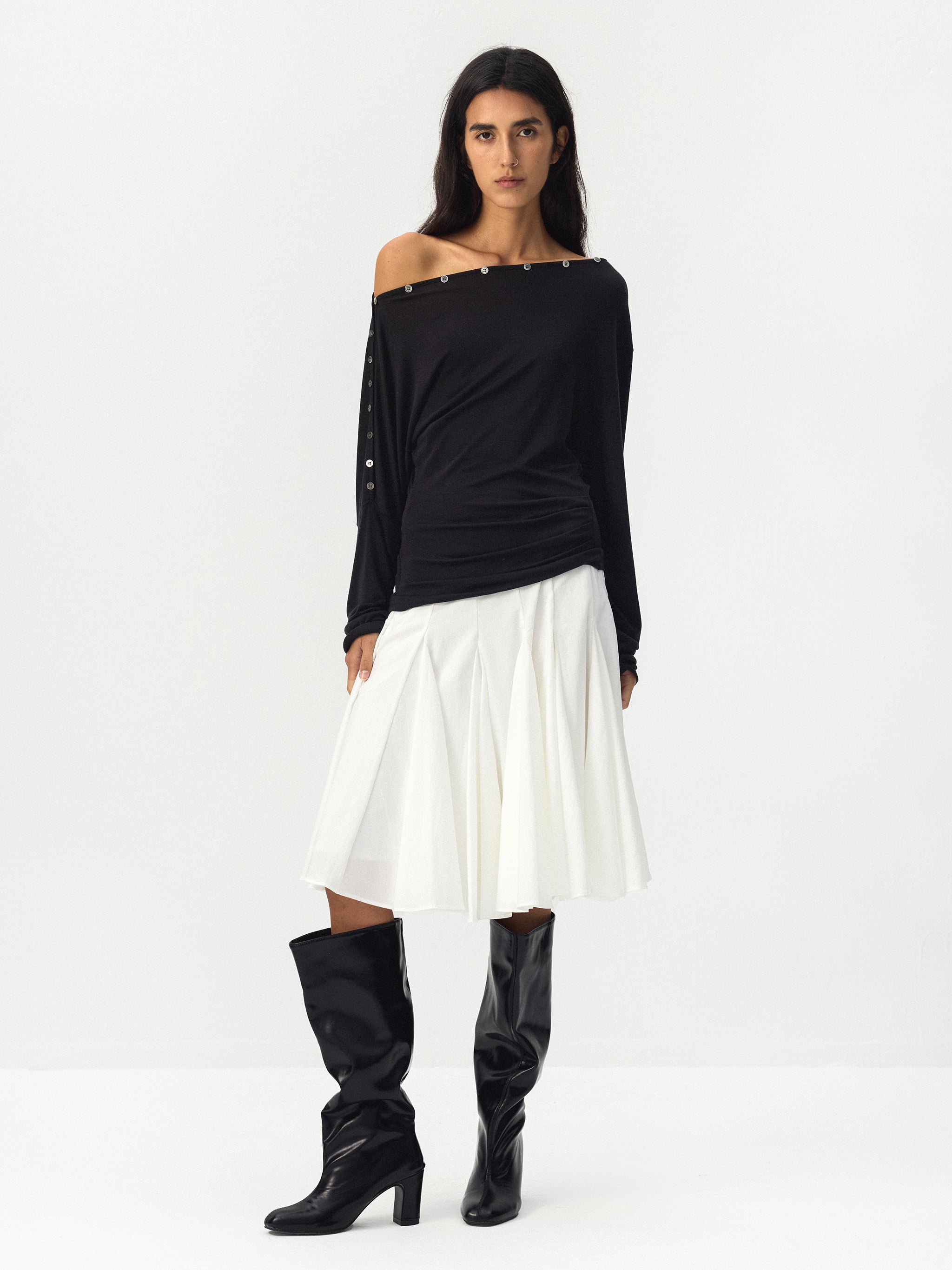 CUBIC Pleated Flared Midi Skirt