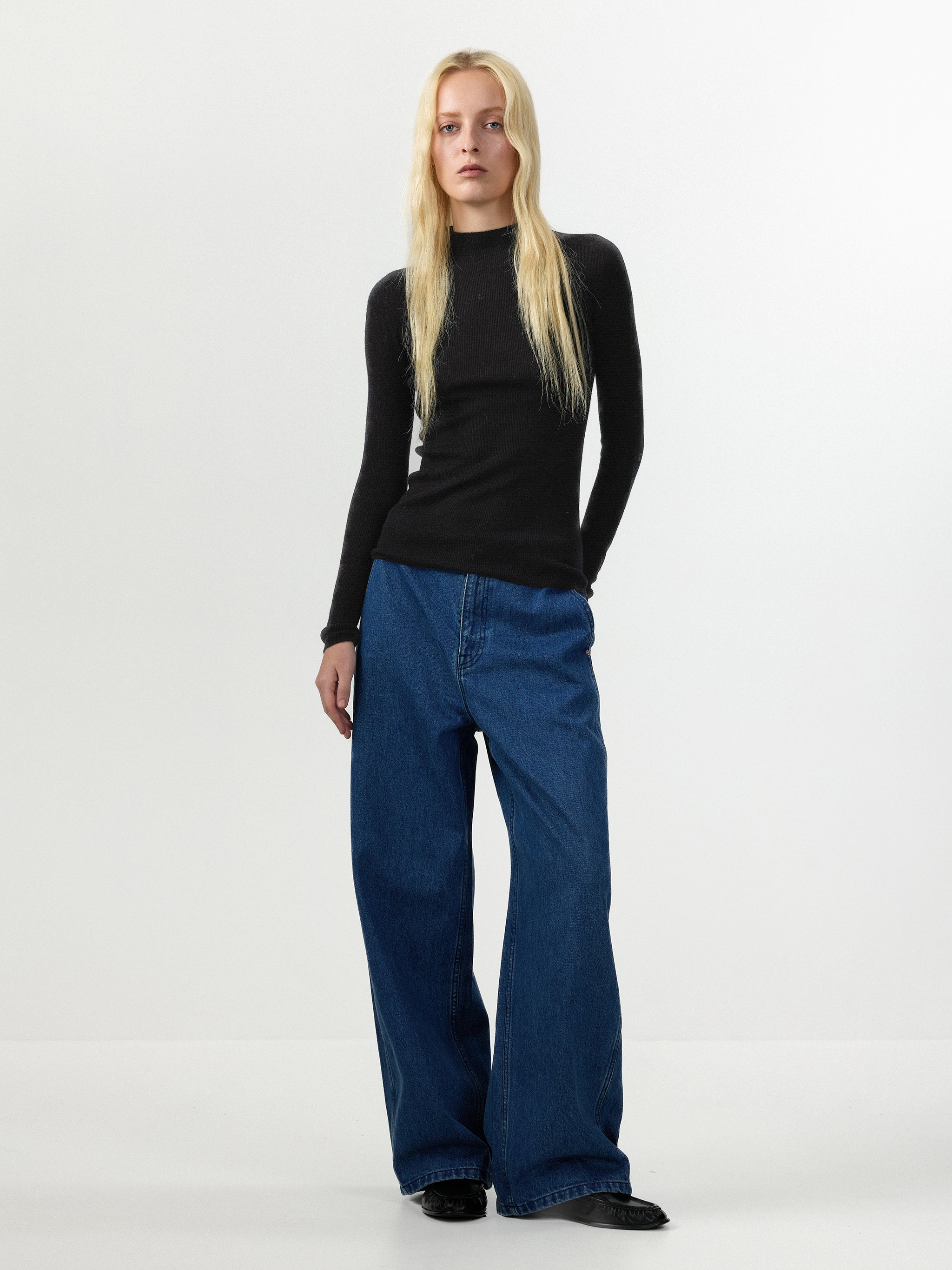 CUBIC 100% Cotton Curved Wide‑Leg Denim Jeans