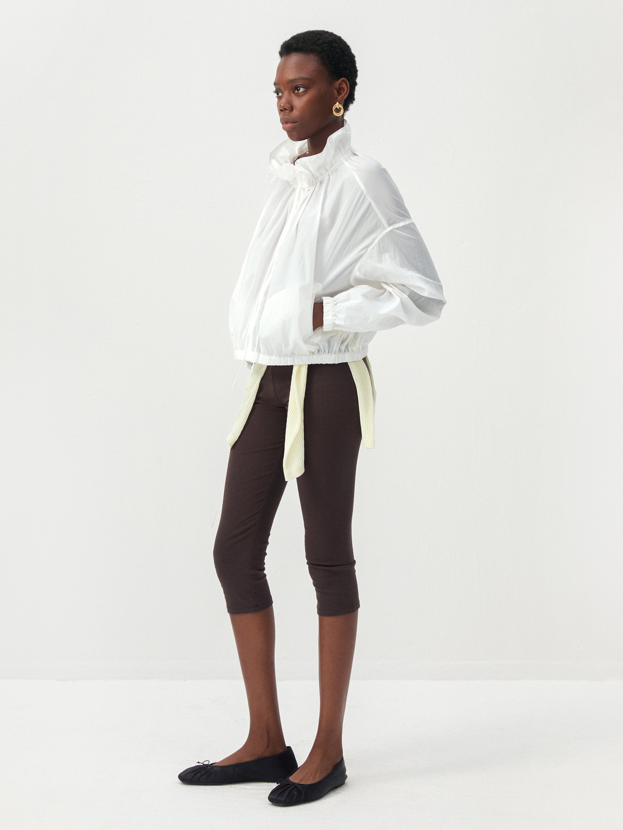 CUBIC Fold-Over Waist Capri Leggings