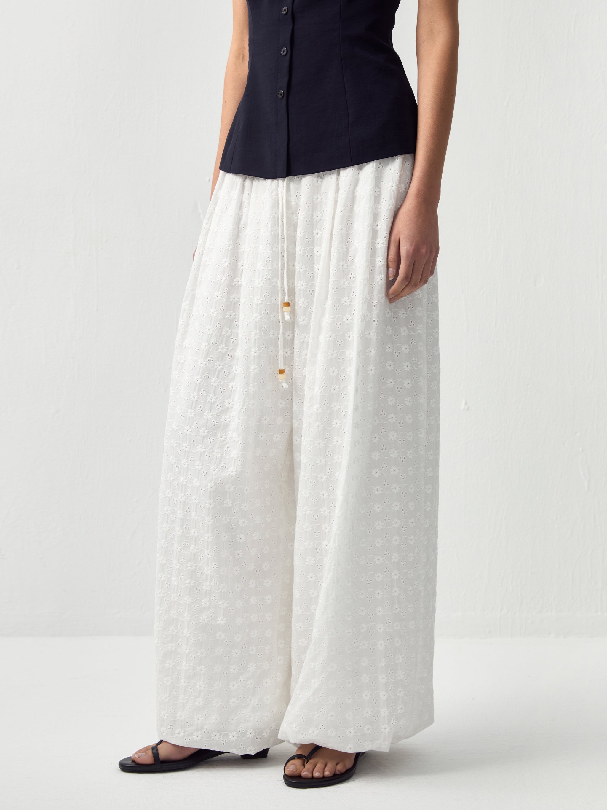CUBIC Artistic Embroidered Balloon Pants-5